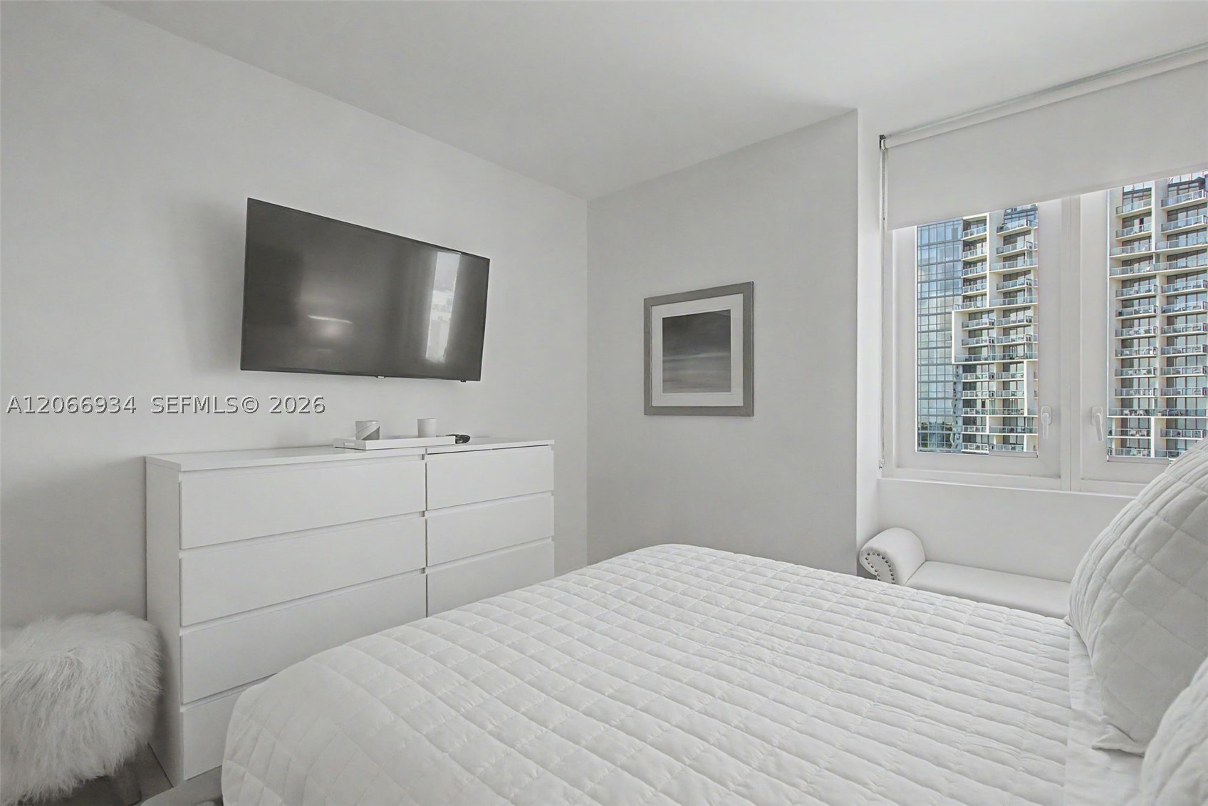 2301 Collins Ave 908 Property Photo 23