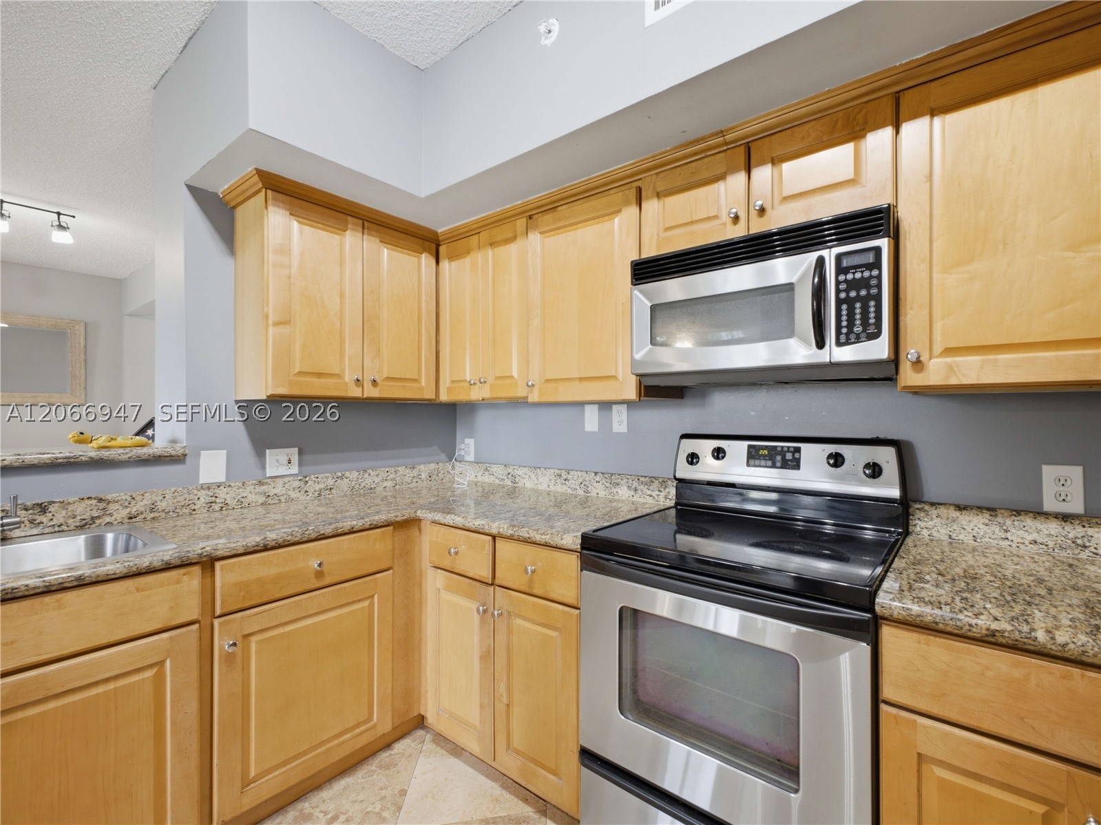 11710 Saint Andrews Pl 202 Property Photo 33