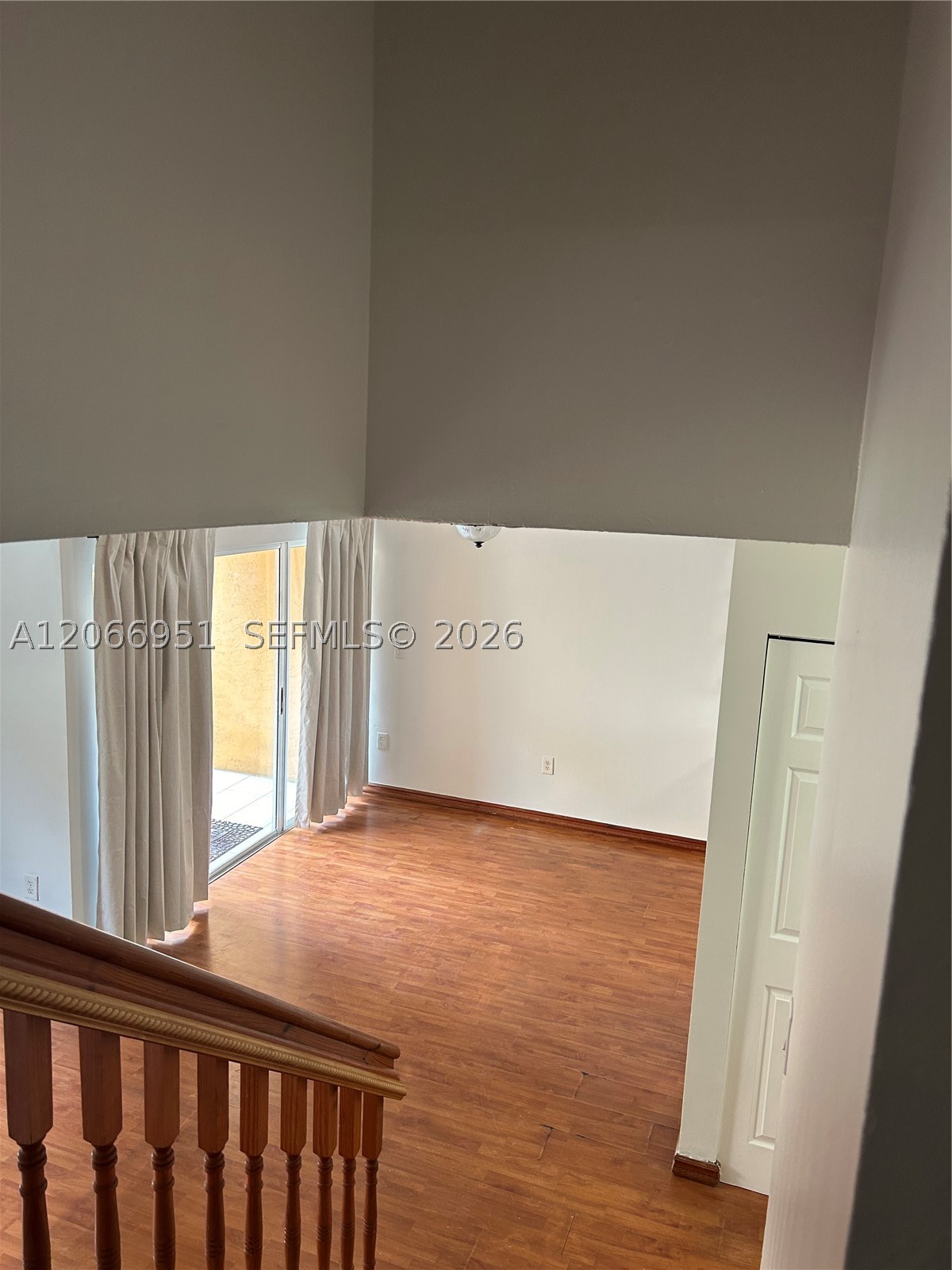 6245 Kendale Lakes Cr 215 Property Photo 11