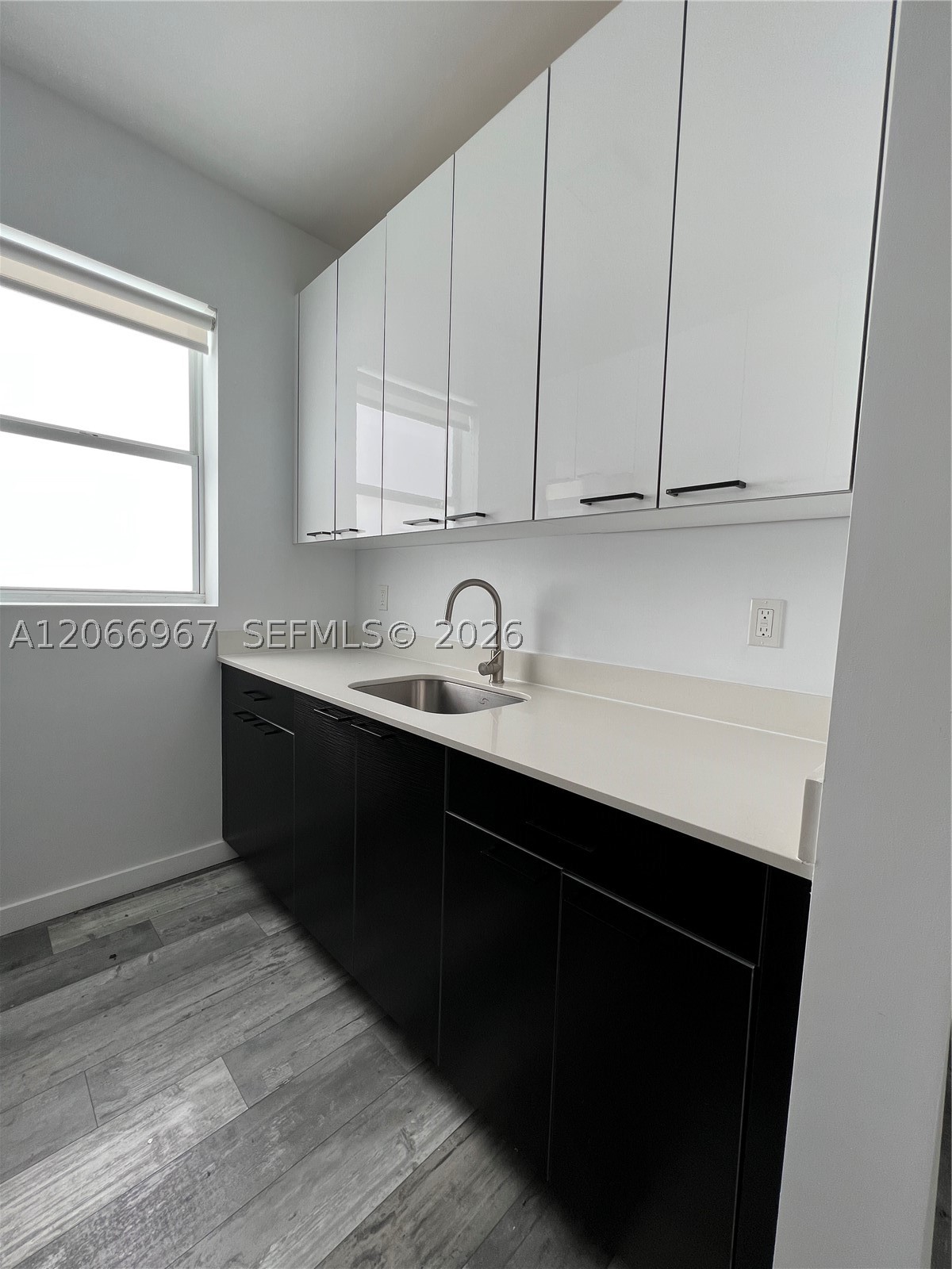 1818 Sw 22nd Ave 2 Property Photo 8