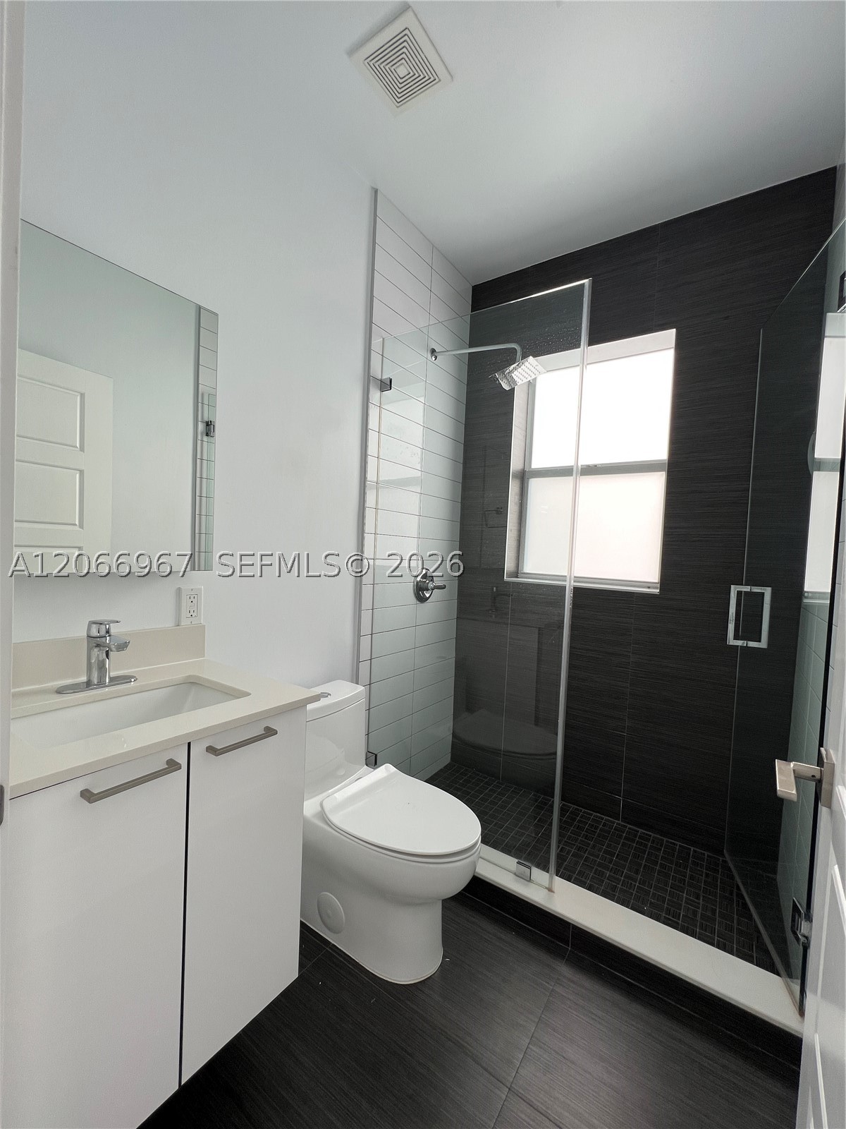 1818 Sw 22nd Ave 2 Property Photo 9