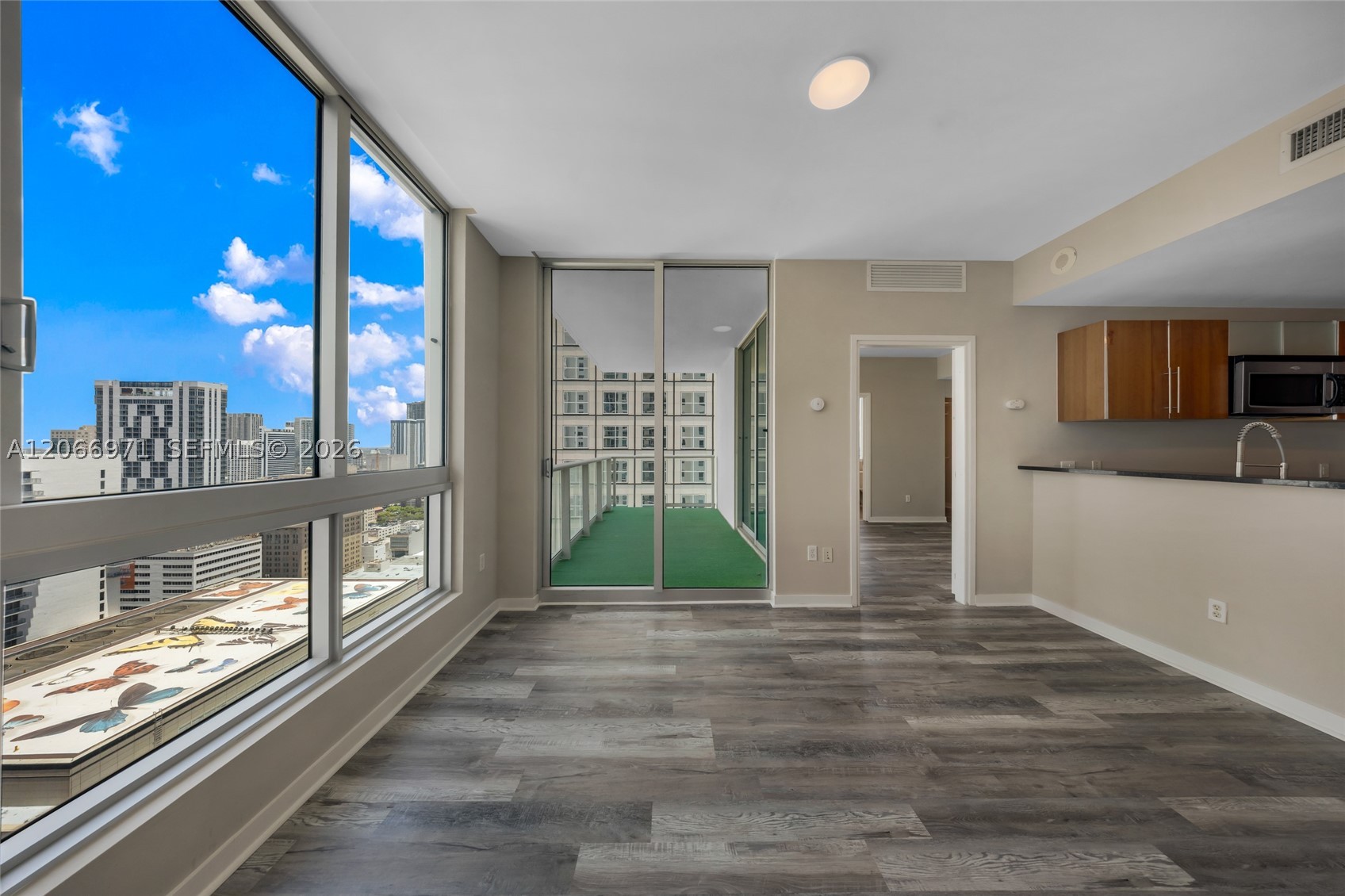 300 S Biscayne Blvd T-2911 Property Photo 14