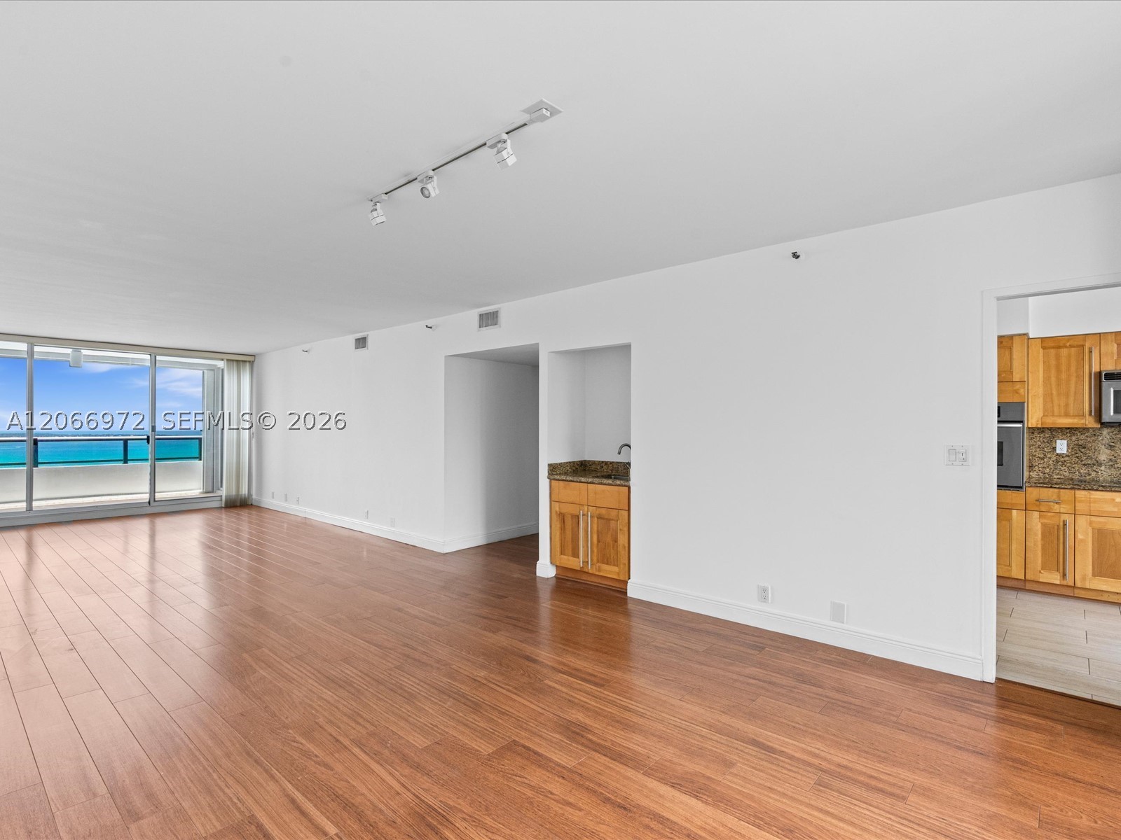 1541 Brickell Ave B3804 Property Photo 10