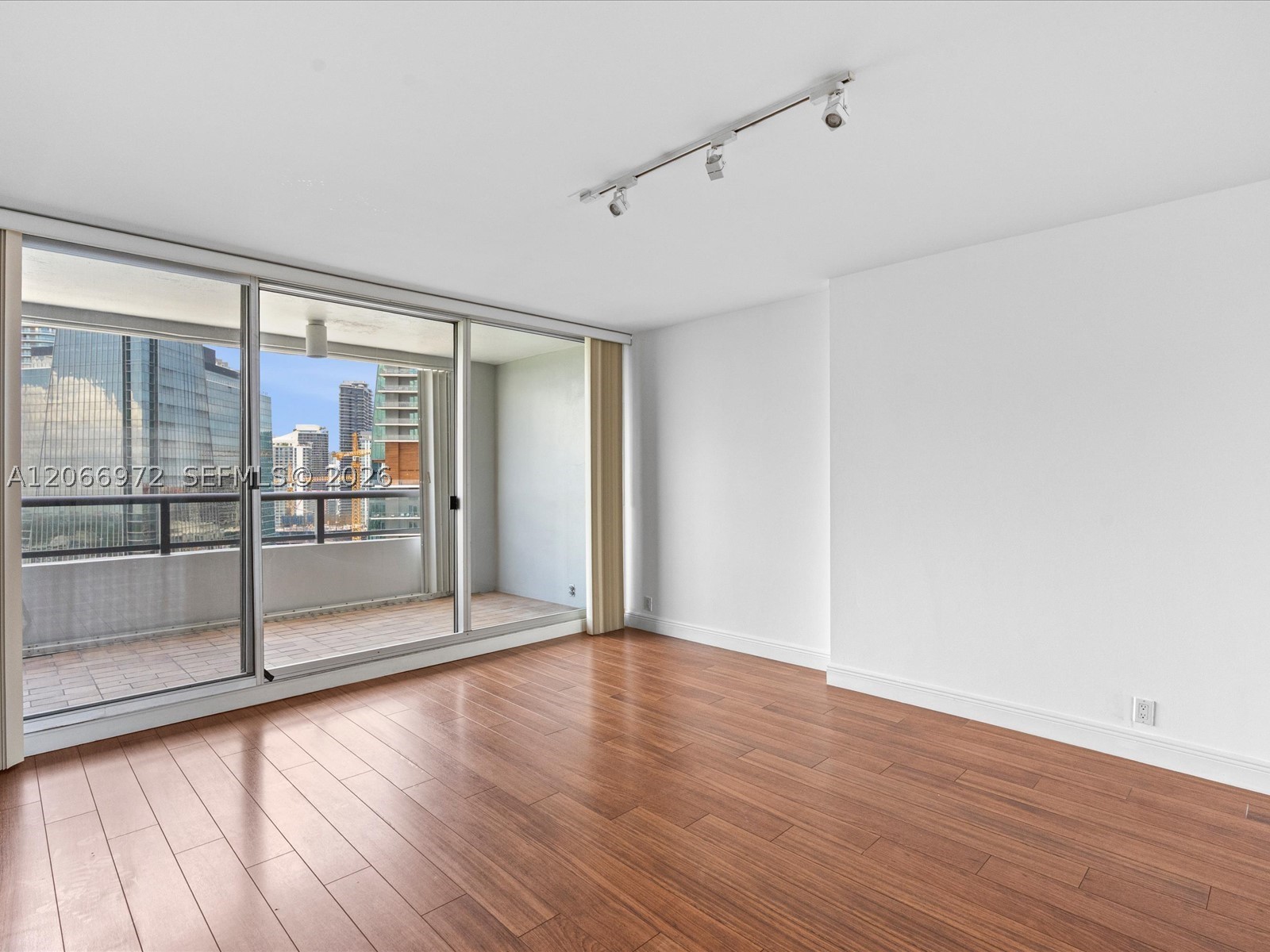 1541 Brickell Ave B3804 Property Photo 19