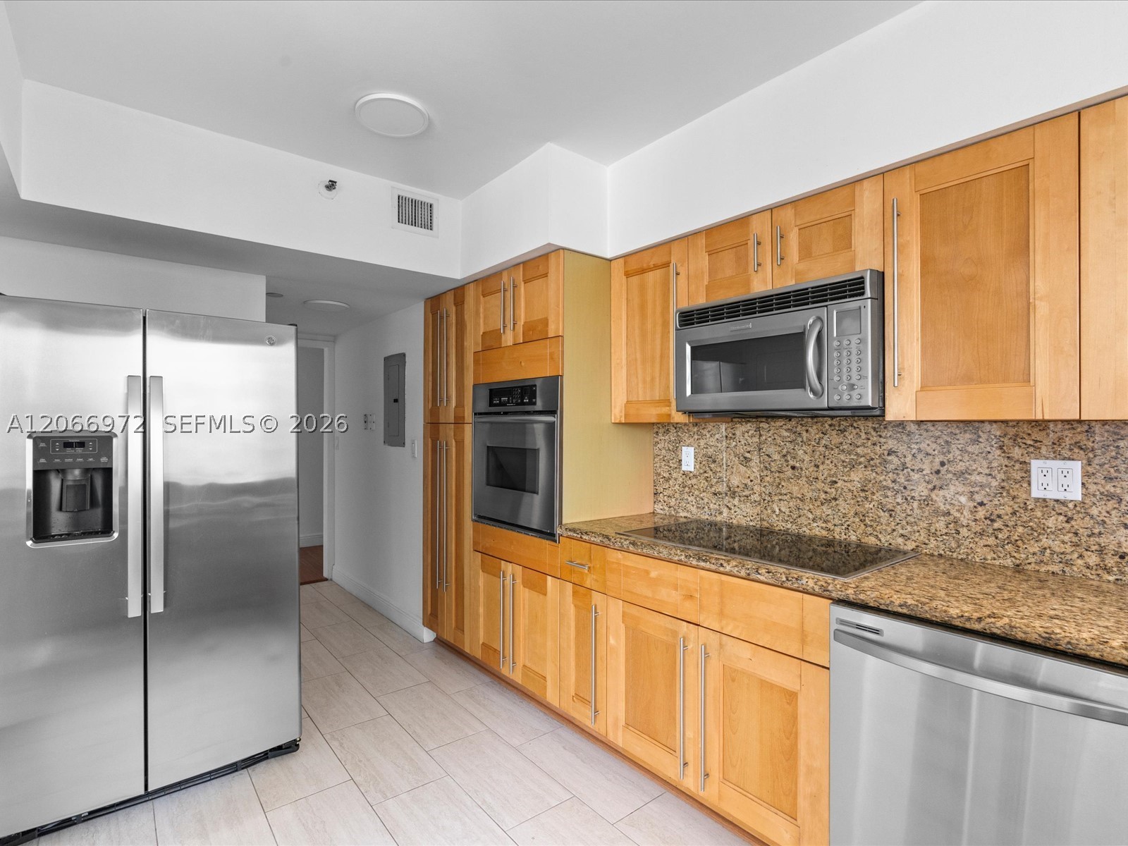 1541 Brickell Ave B3804 Property Photo 25