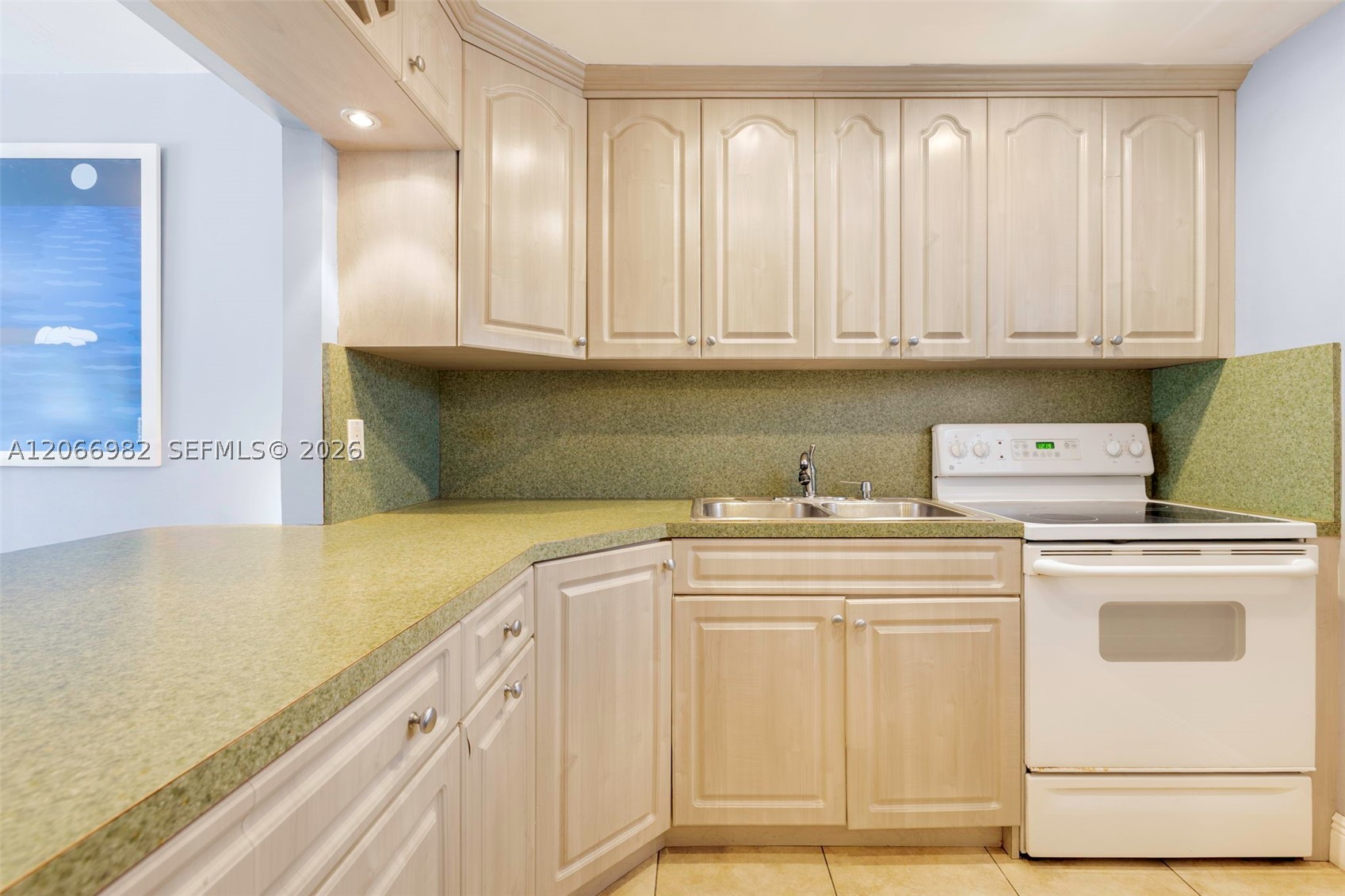 100 Edgewater Dr 309 Property Photo 7
