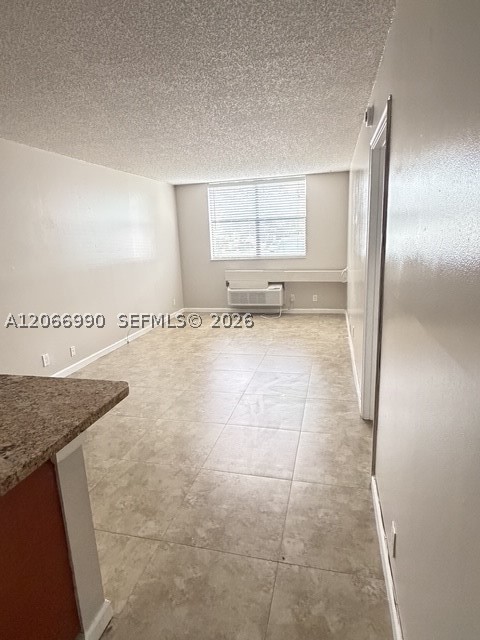 2501 Riverside Dr 114-a Property Photo 7