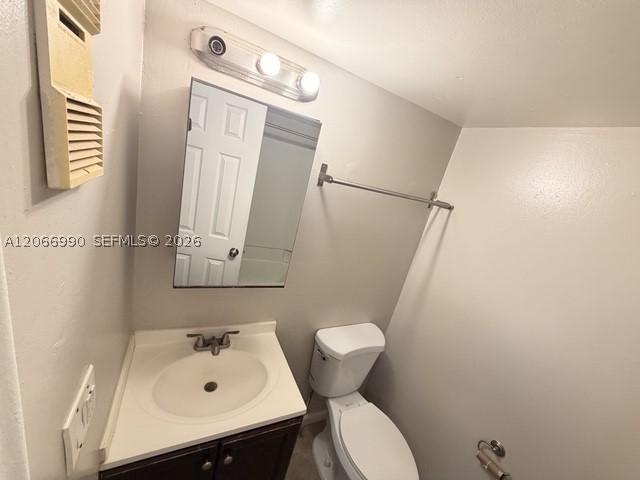 2501 Riverside Dr 114-a Property Photo 15