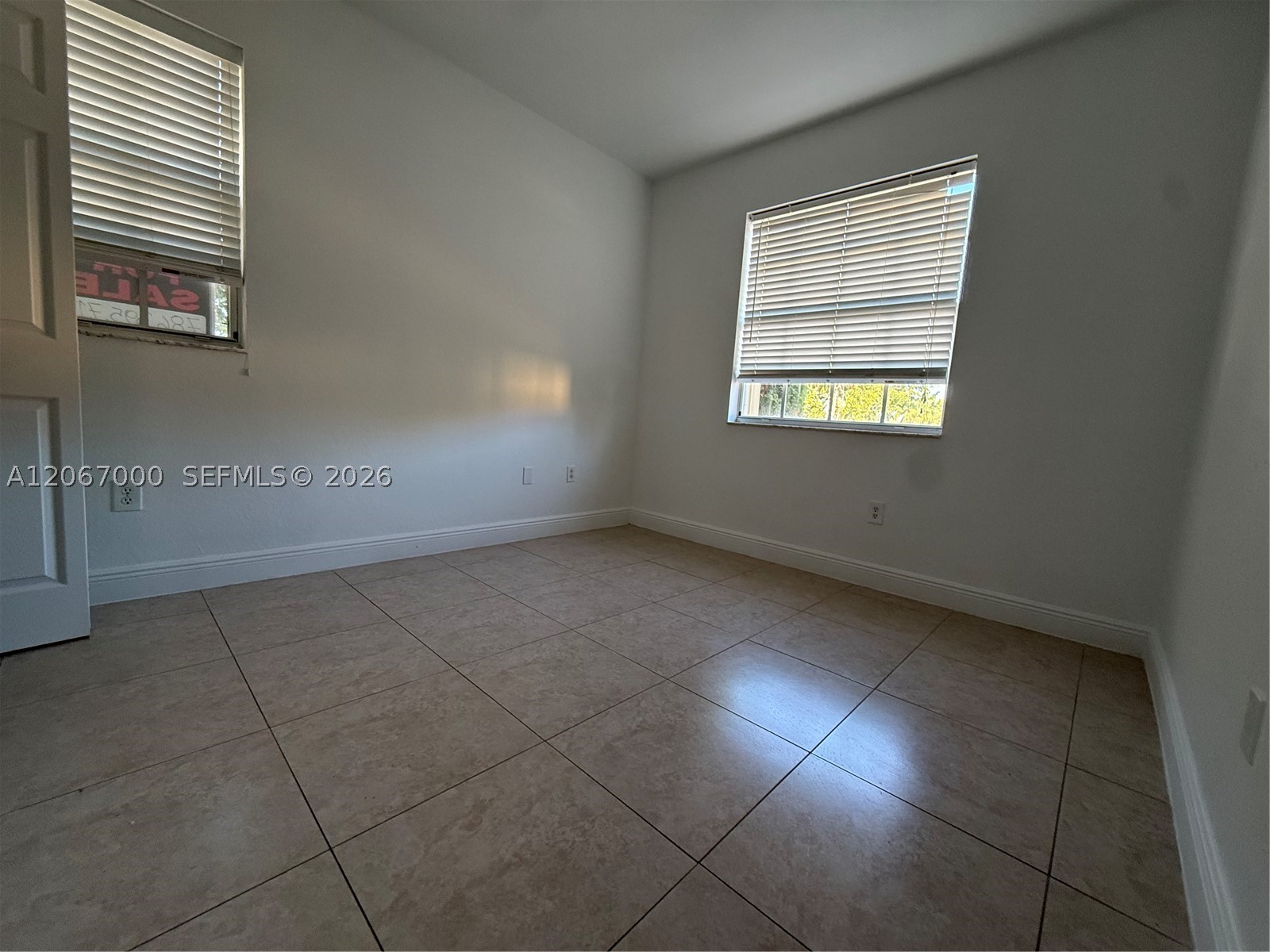 3360 Ne 14th Dr 210-30 Property Photo 17