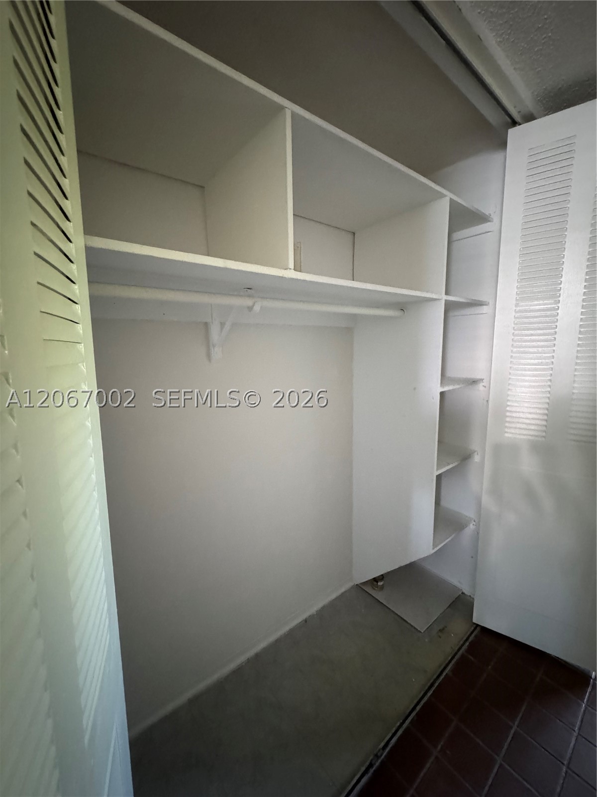 524 Washington Ave 311 Property Photo 7