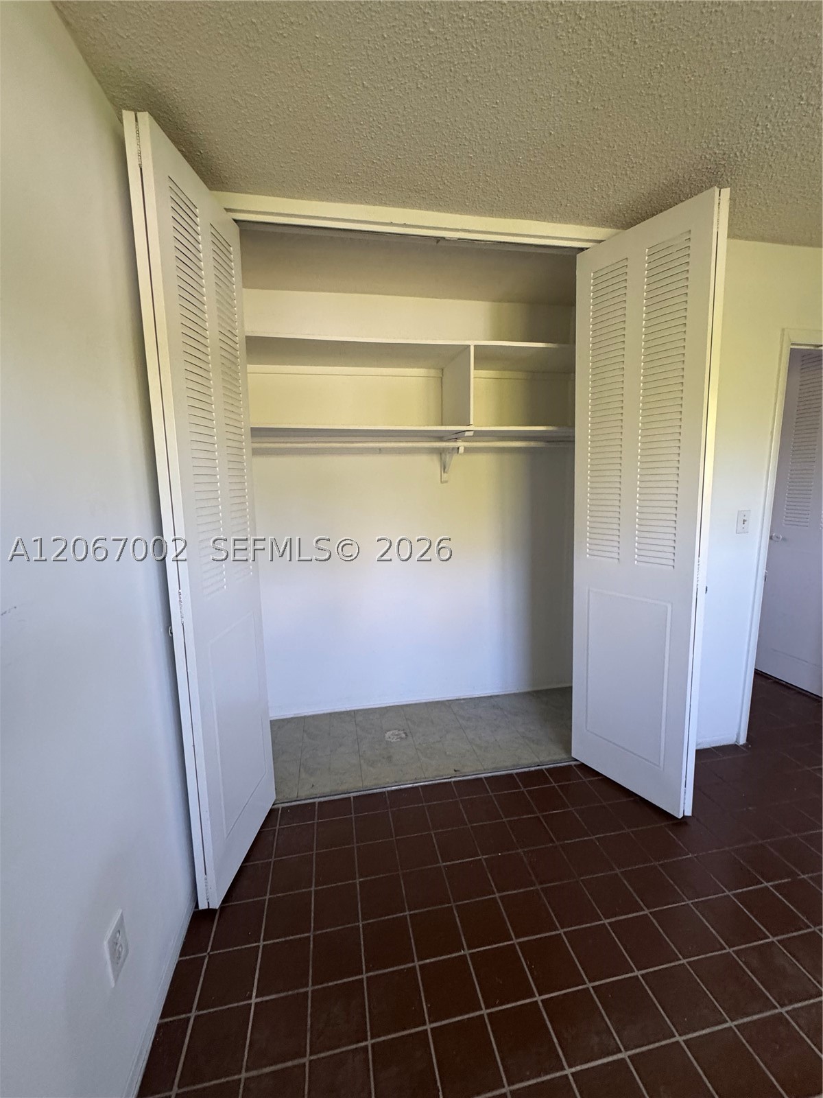 524 Washington Ave 311 Property Photo 9