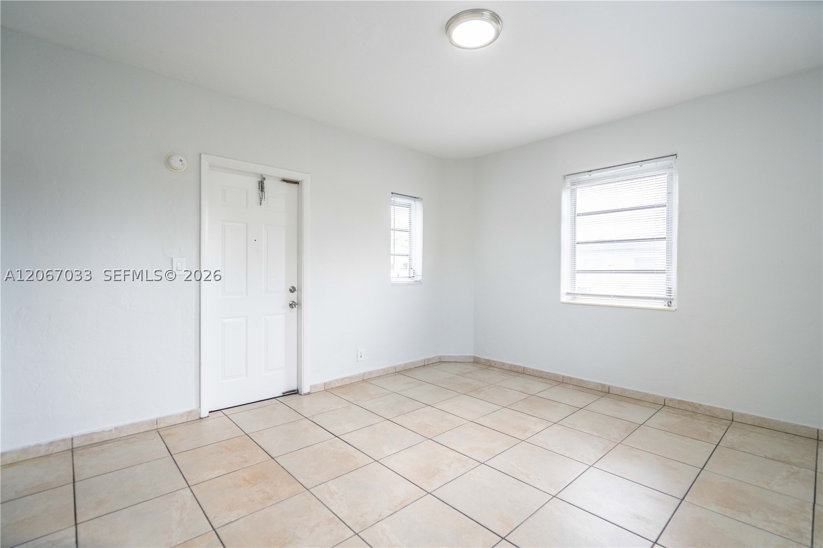 1208 71st St 8 Property Photo 10