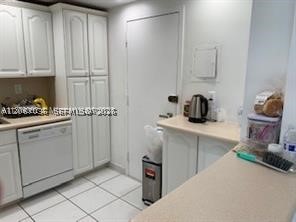 300 Bayview Dr 508 Property Photo 6