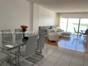 300 Bayview Dr 508 Property Photo 10