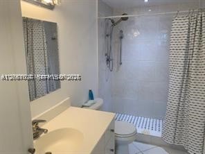 300 Bayview Dr 508 Property Photo 12