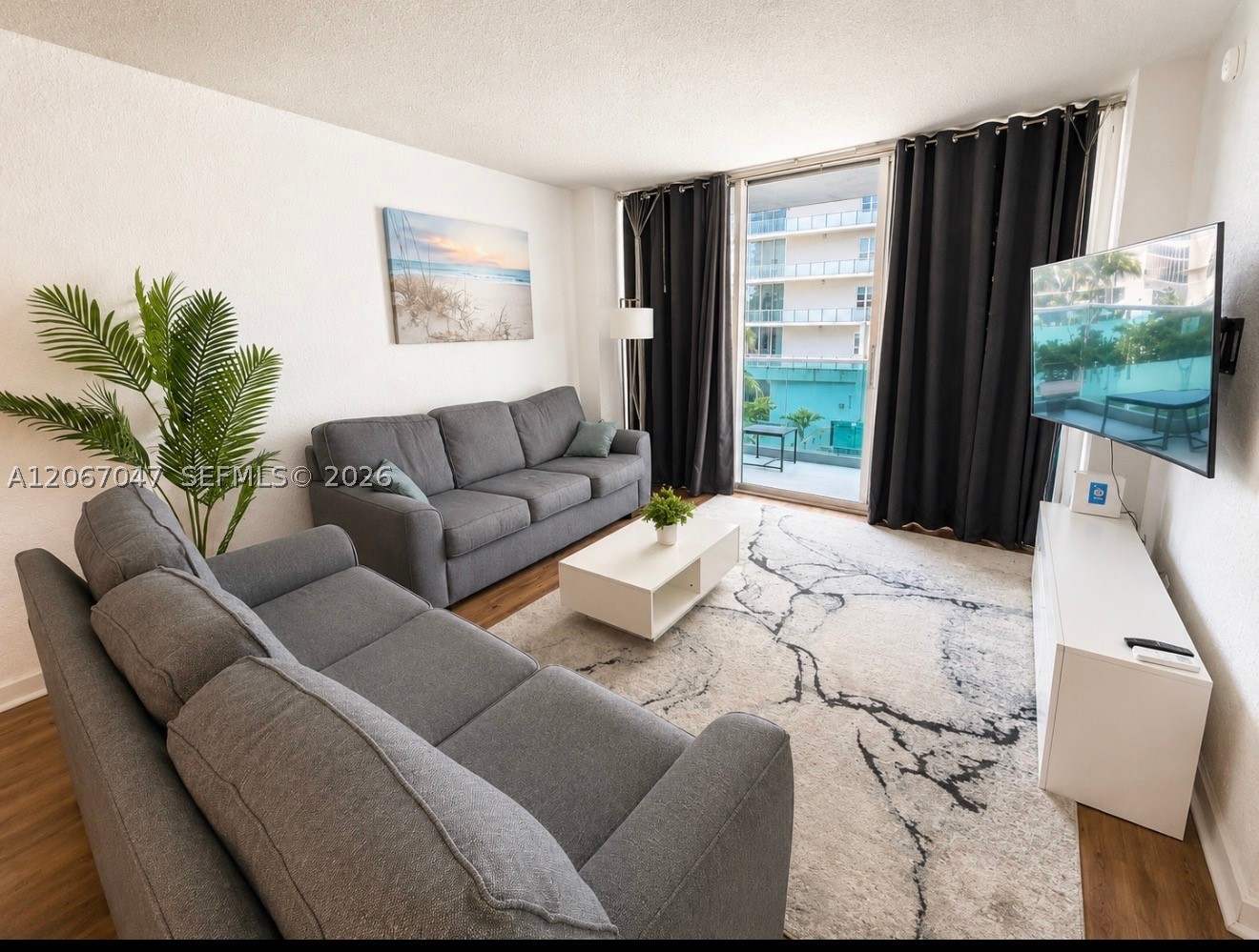 4001 S Ocean Dr 4l Property Photo 6
