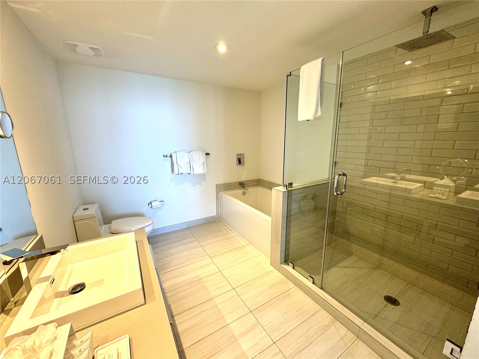 4010 S Ocean Dr T3503 Property Photo 17