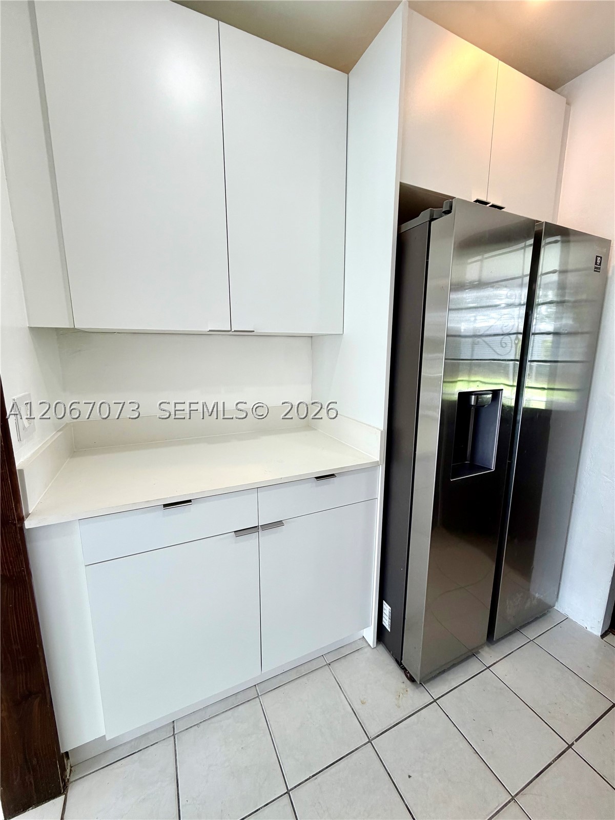 12841 Green Ave Property Photo 8