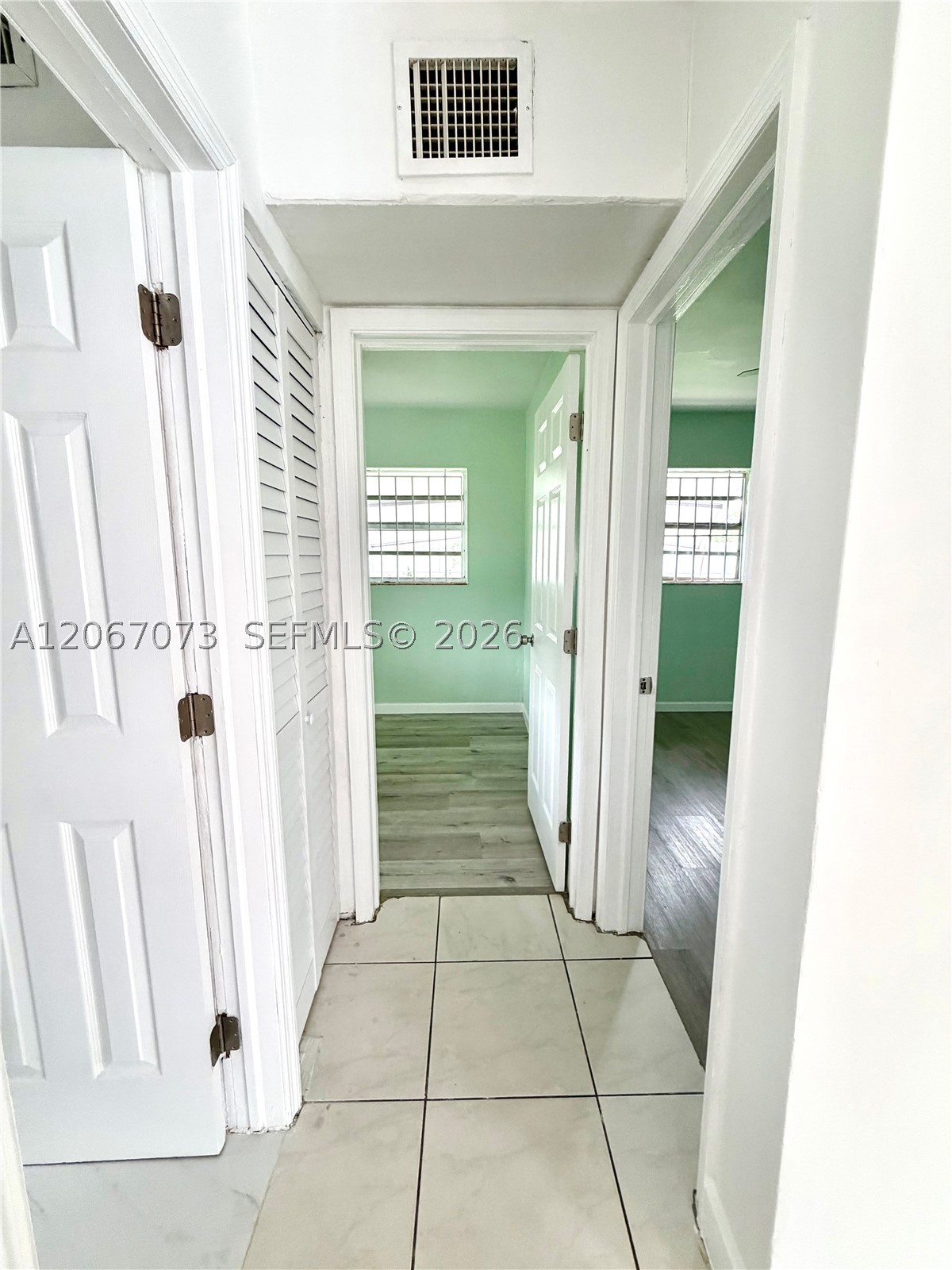 12841 Green Ave Property Photo 14