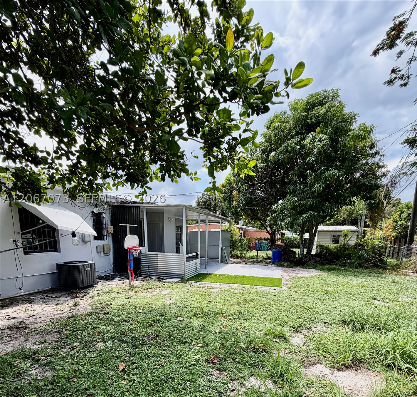 12841 Green Ave Property Photo 20