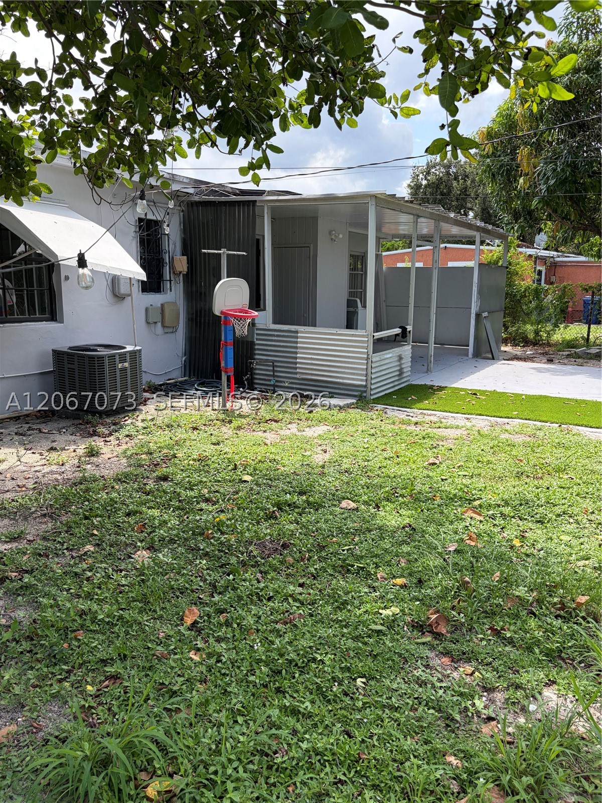 12841 Green Ave Property Photo 21