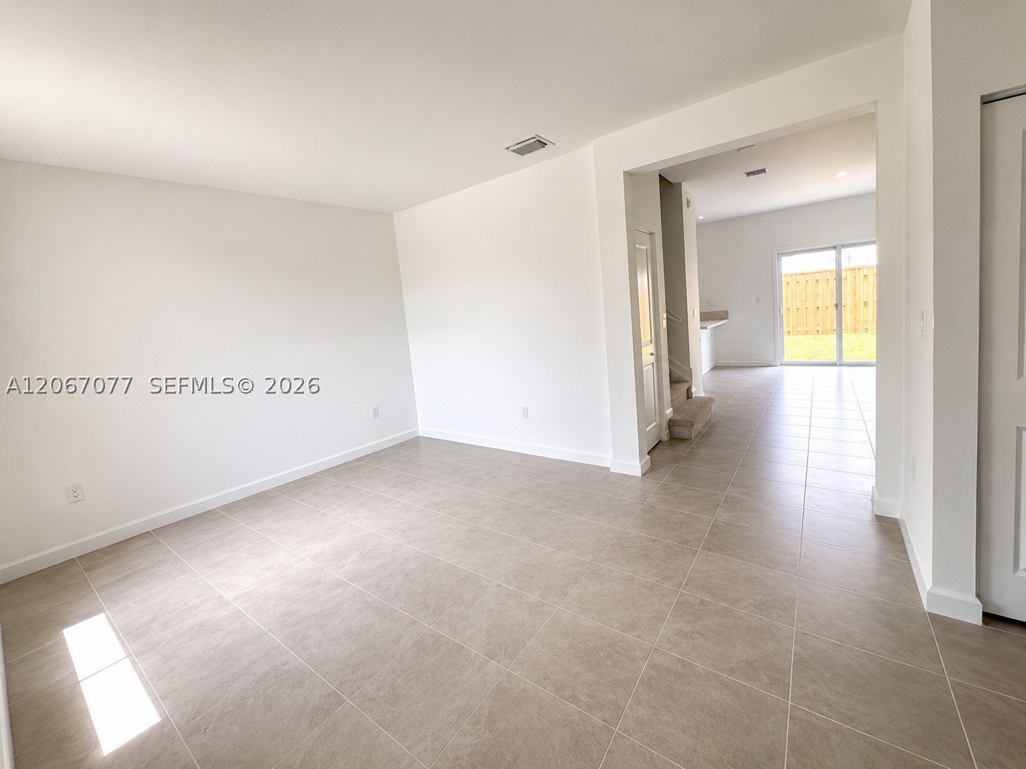 2608 Se 25 Rd Property Photo 3