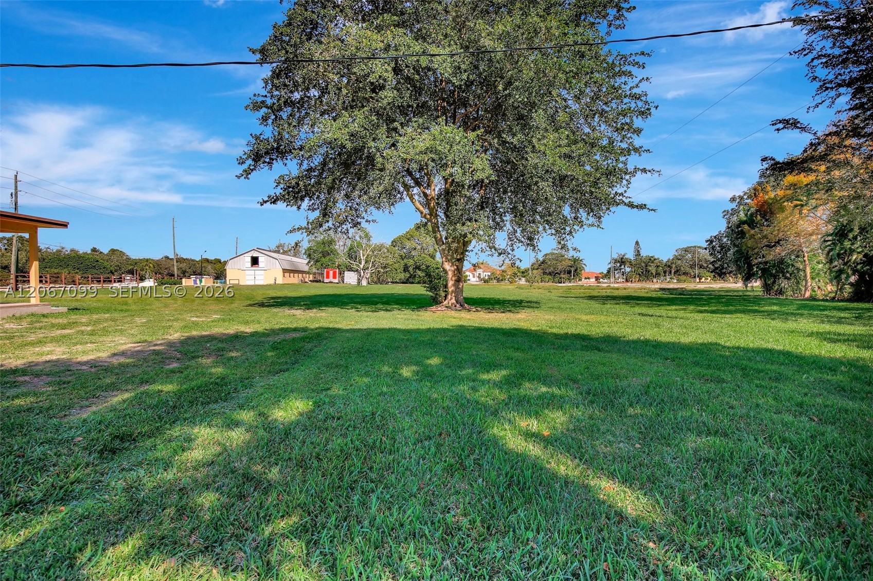 48 Sw Ct Property Photo 17