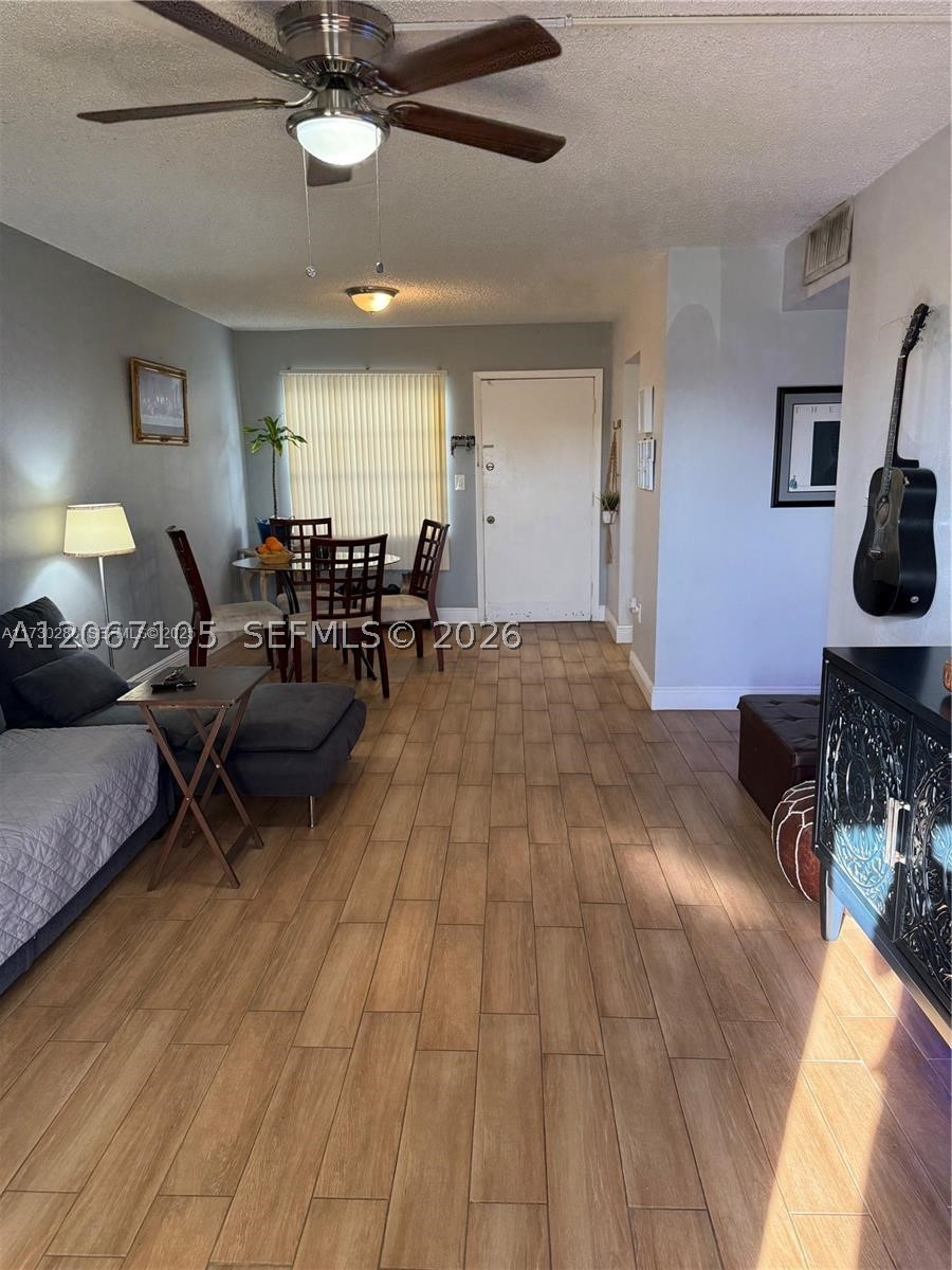 6507 Winfield Blvd 231-c Property Photo 7