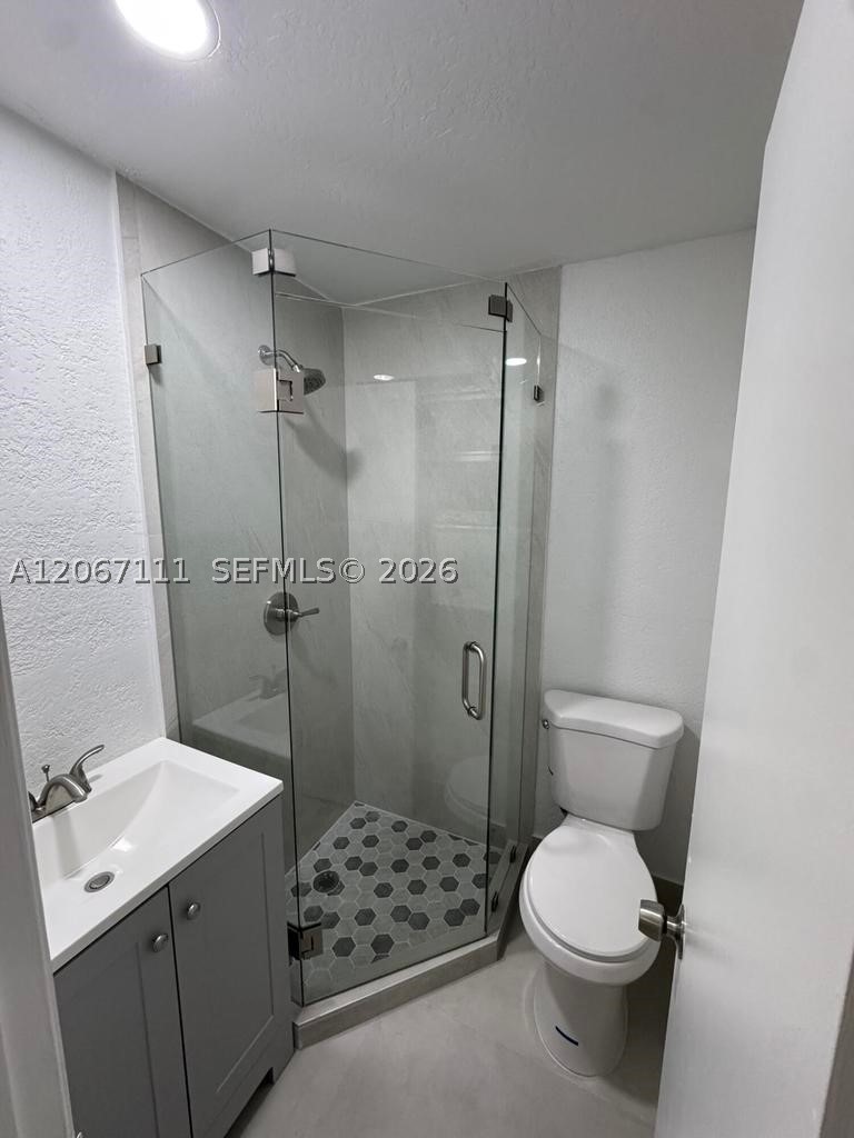 664 Colson Dr Property Photo 8
