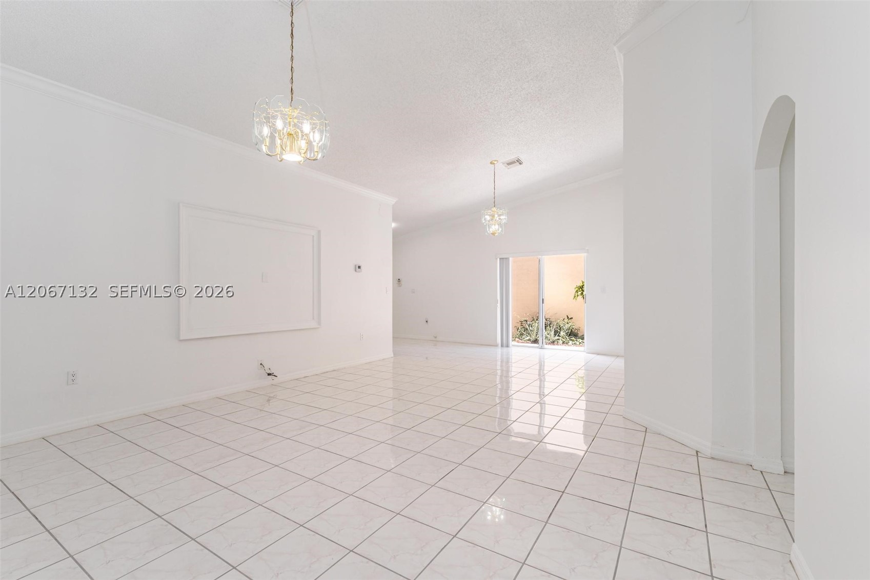 12851 Nw 7th Ter Property Photo 9