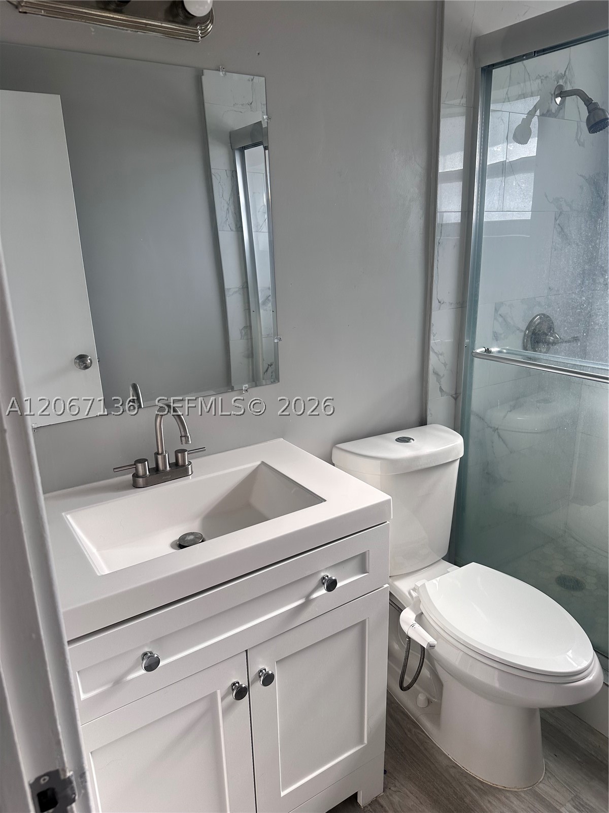 1925 Ne 26th St 1 Property Photo 6