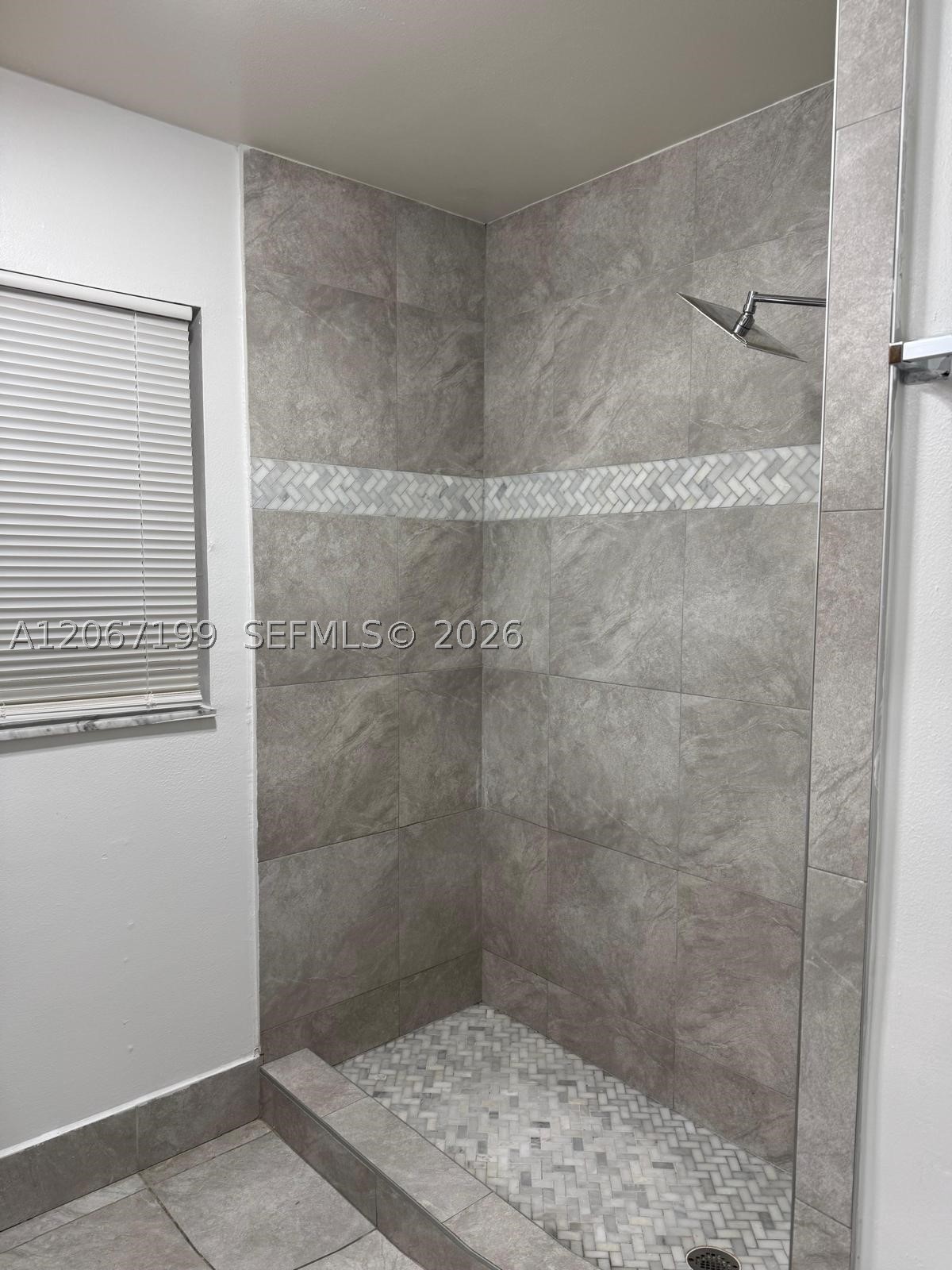 1746 N 3rd Ave N 3 Property Photo 7