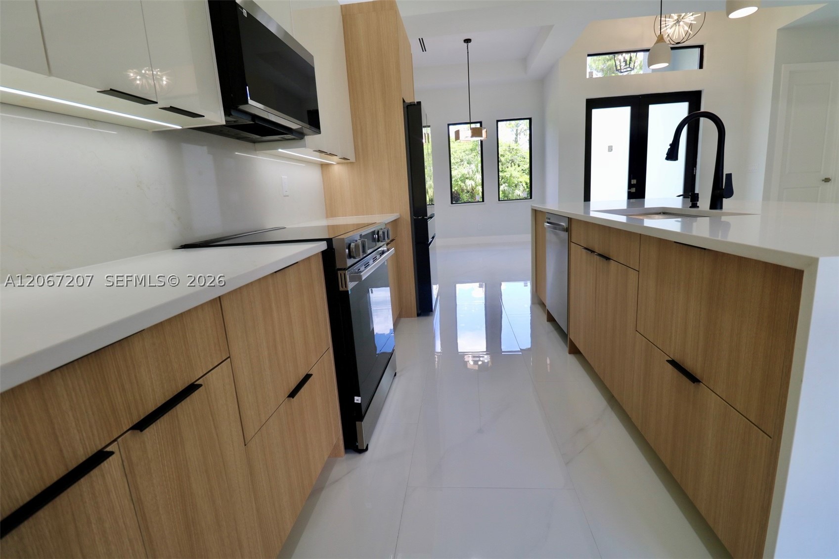 166 Wanatah Ave S Property Photo 6