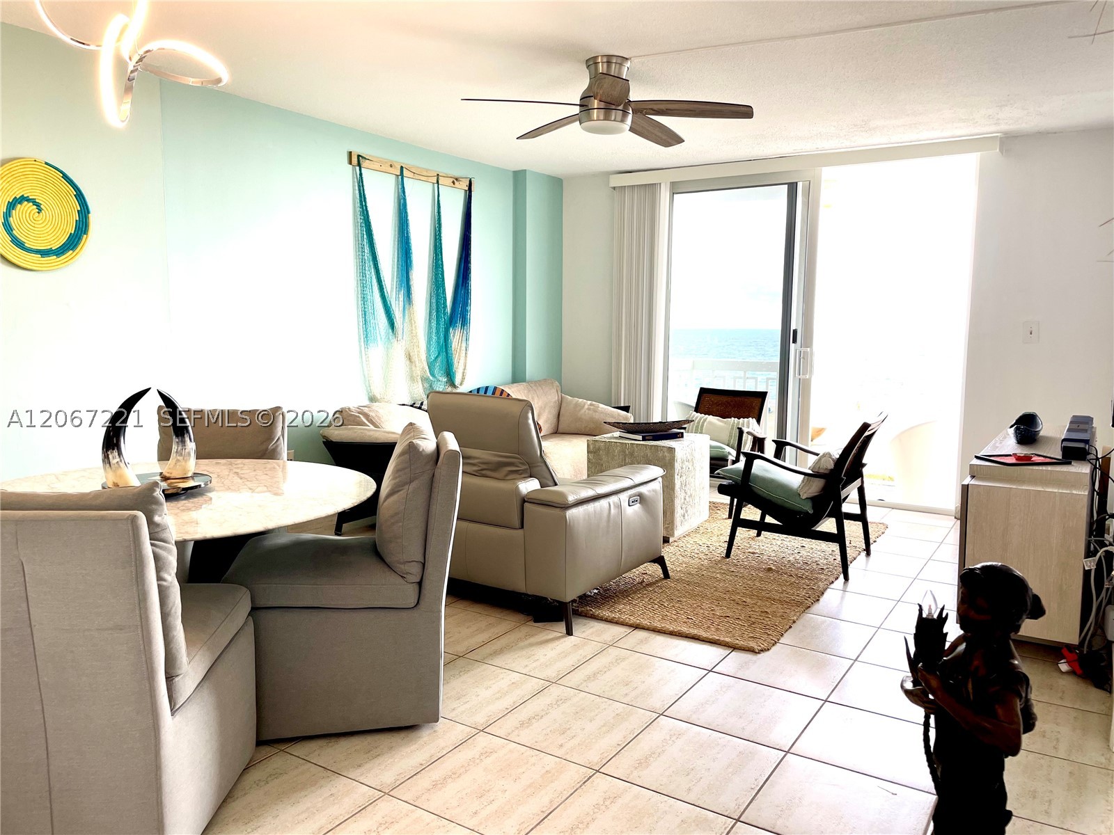 401 Ocean Dr 318 Property Photo 7