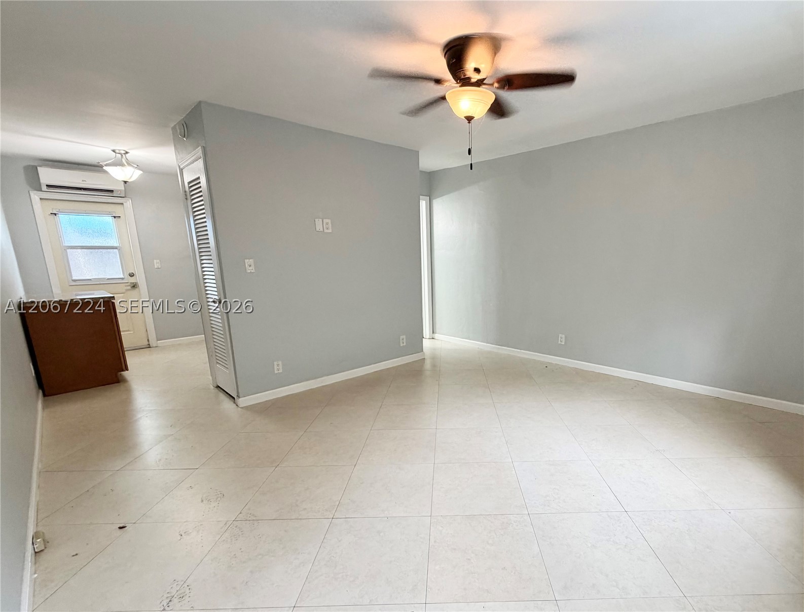 4213 El Mar Dr 2 Property Photo 4