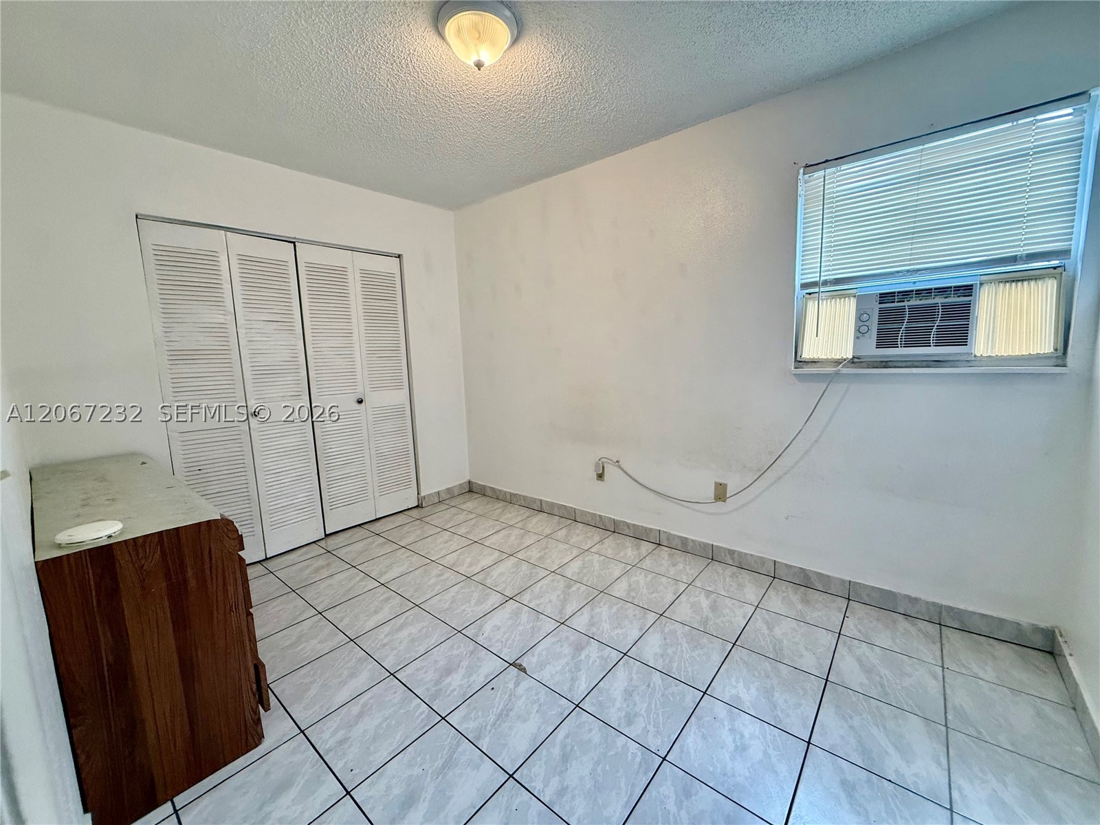 718 Sw 11th Ave 6 Property Photo 6