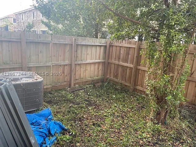 2475 Se 11th St Property Photo 2