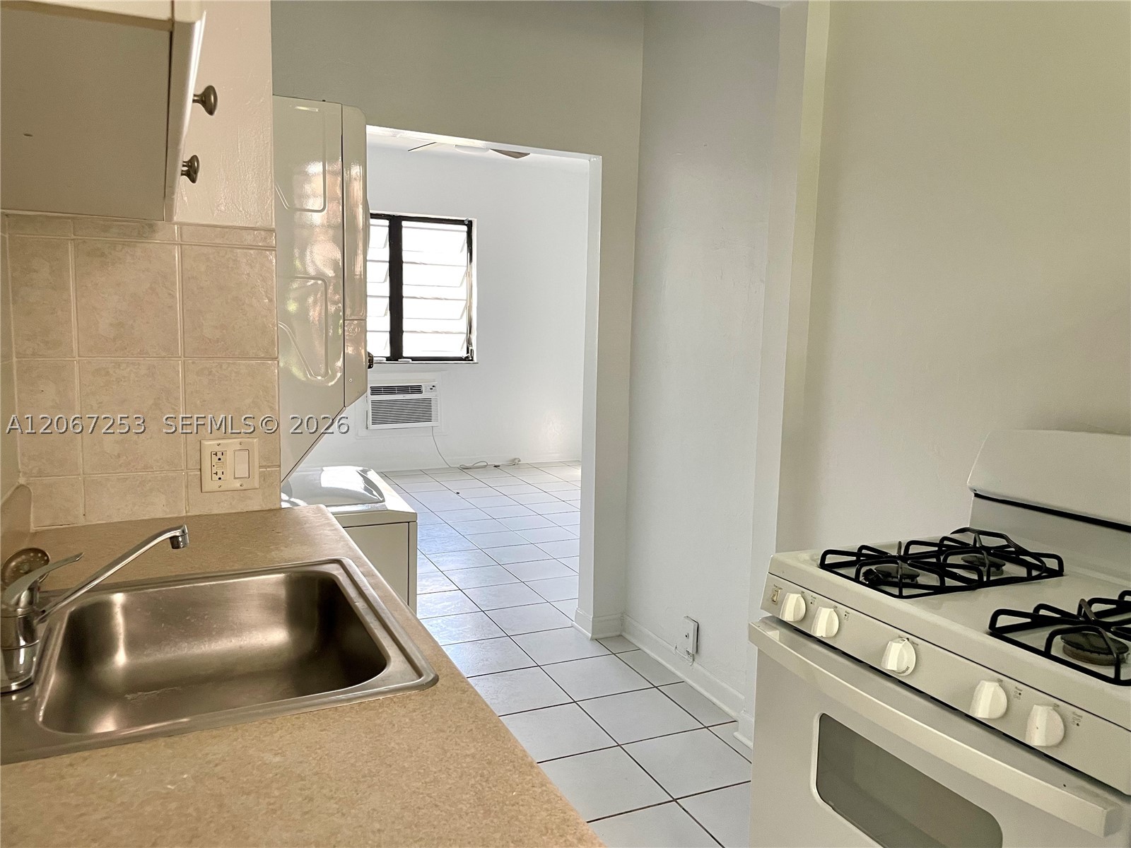 411 Meridian Ave 7 Property Photo 3