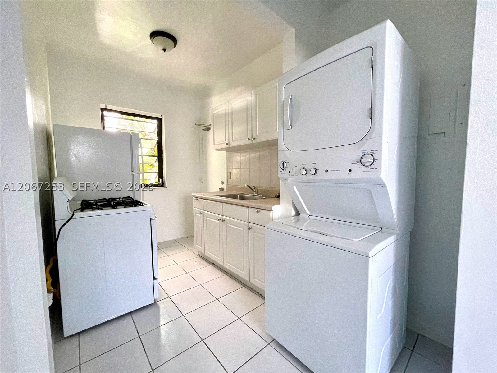 411 Meridian Ave 7 Property Photo 4