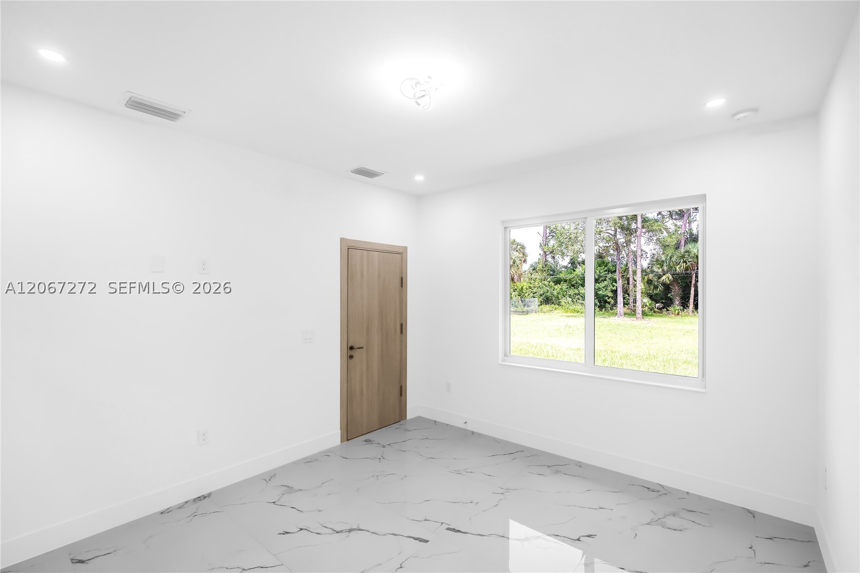 718 718 Robert Ave Property Photo 17