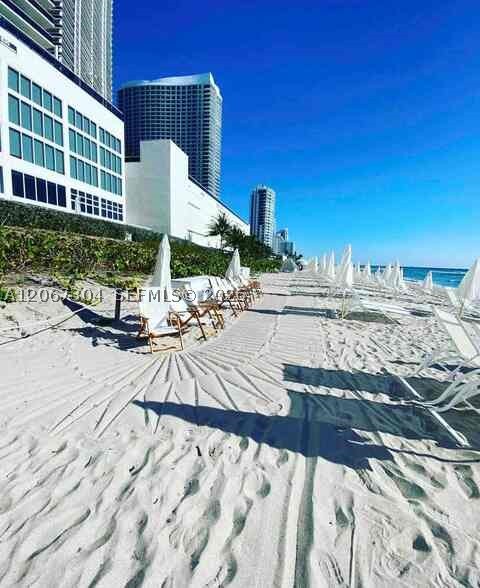 1830 S Ocean Dr 4010 Property Photo 27