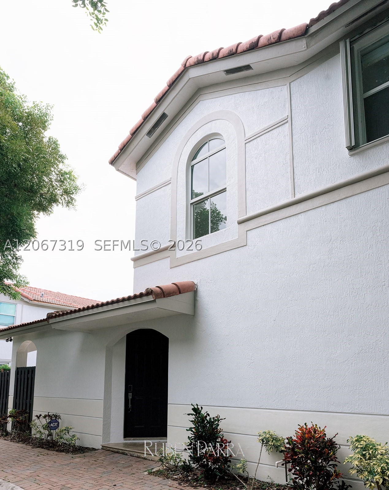 8167 Nw 108th Ct . Property Photo 4