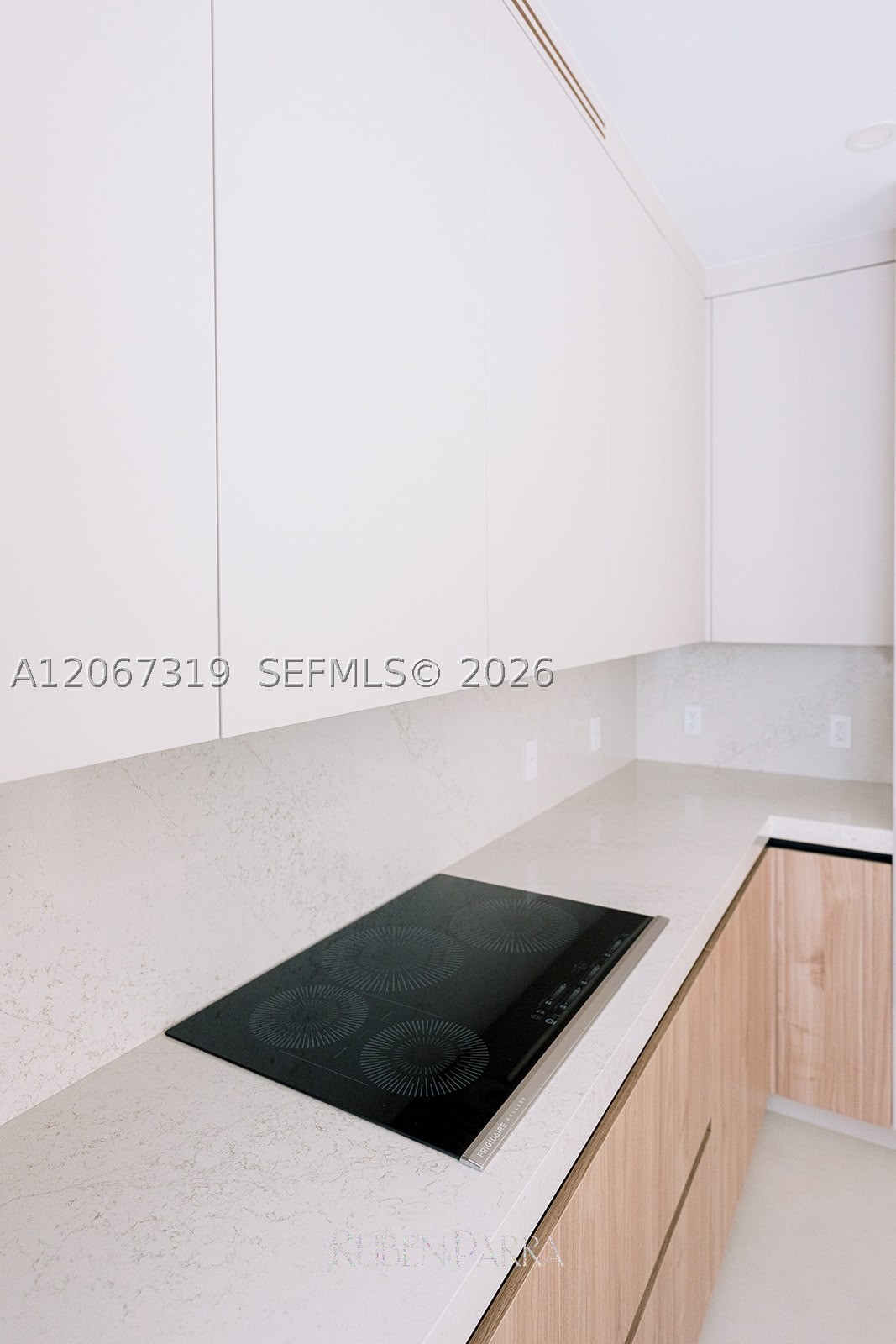 8167 Nw 108th Ct . Property Photo 10