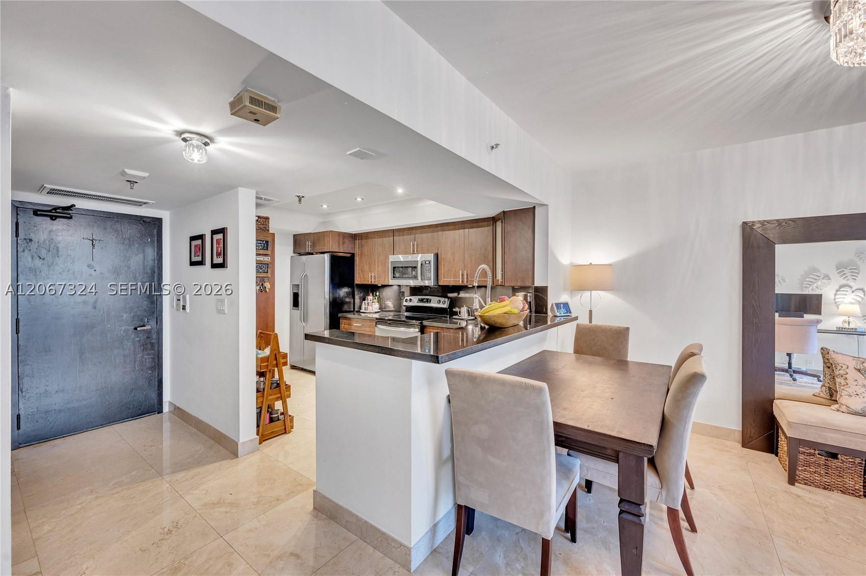 520 Brickell Key Dr A1012 Property Photo 4