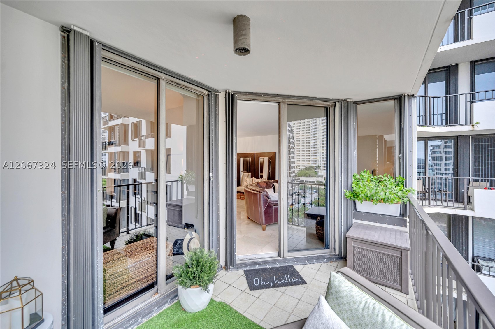 520 Brickell Key Dr A1012 Property Photo 18