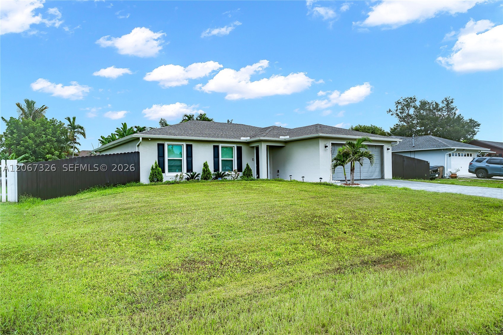 1307 1307 Sw 13th Ter Property Photo 2