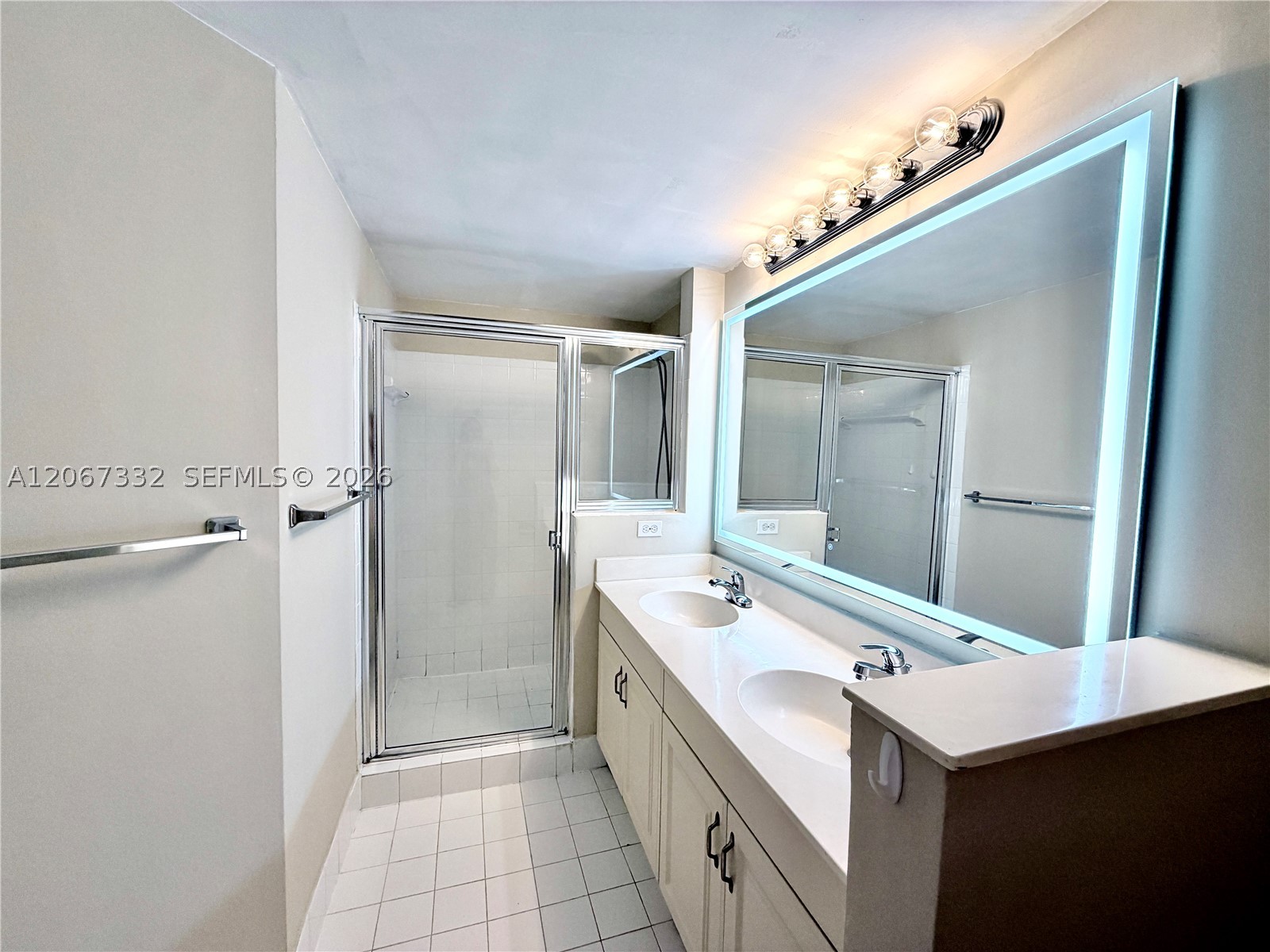 17100 N Bay Rd 1105 Property Photo 10