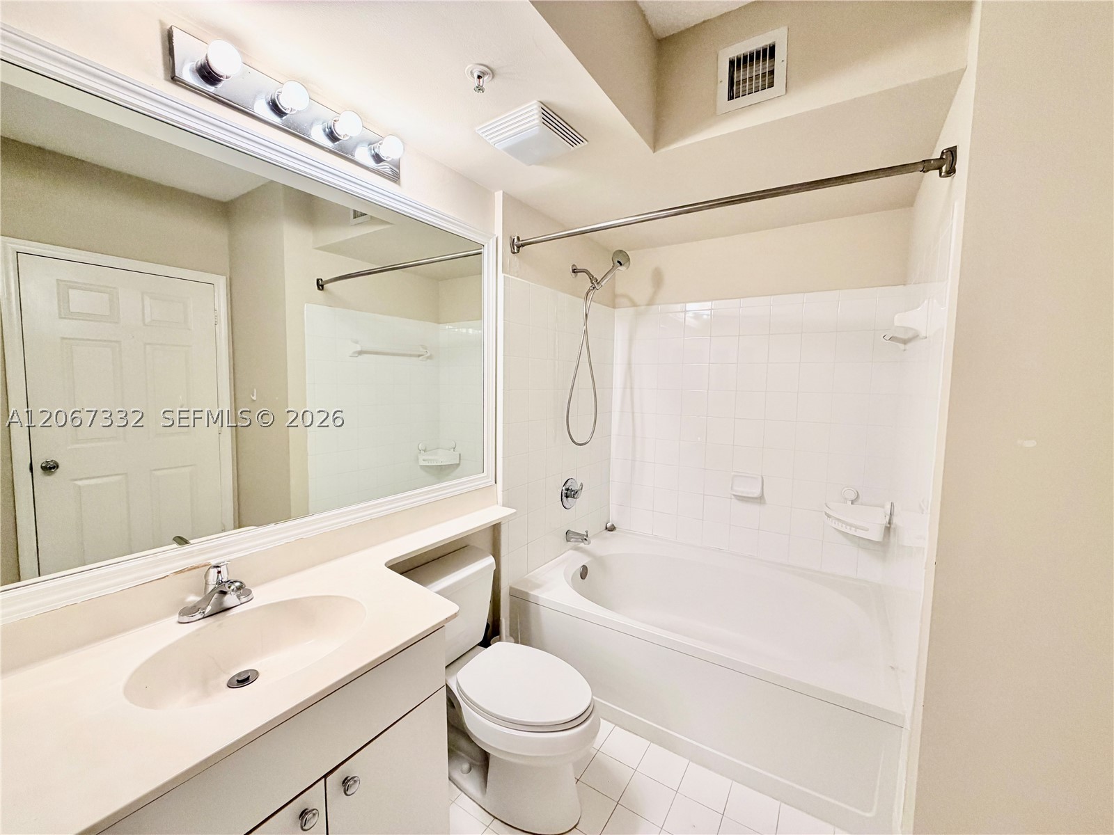17100 N Bay Rd 1105 Property Photo 14