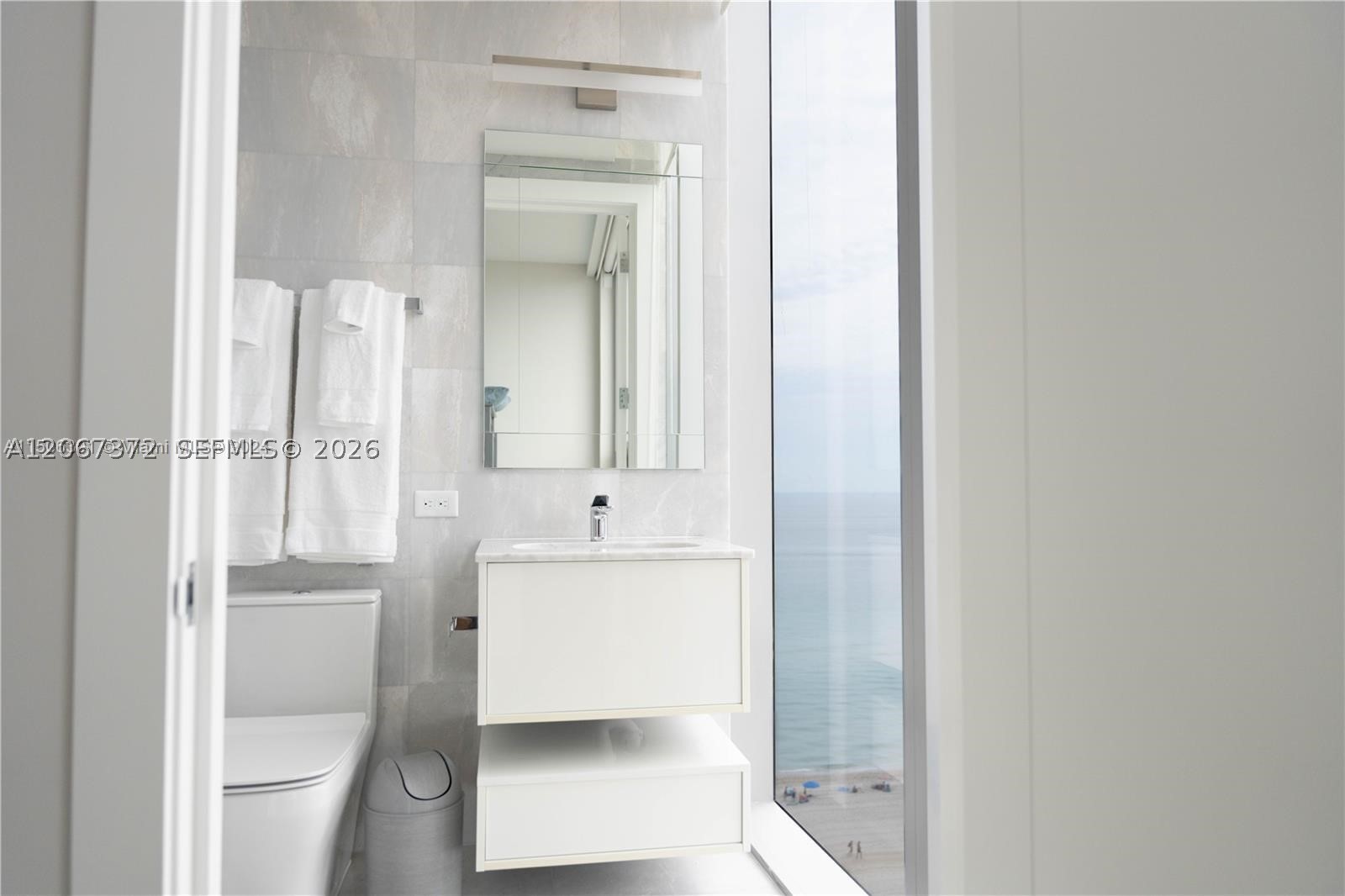18501 Collins Ave 1104 Property Photo 15