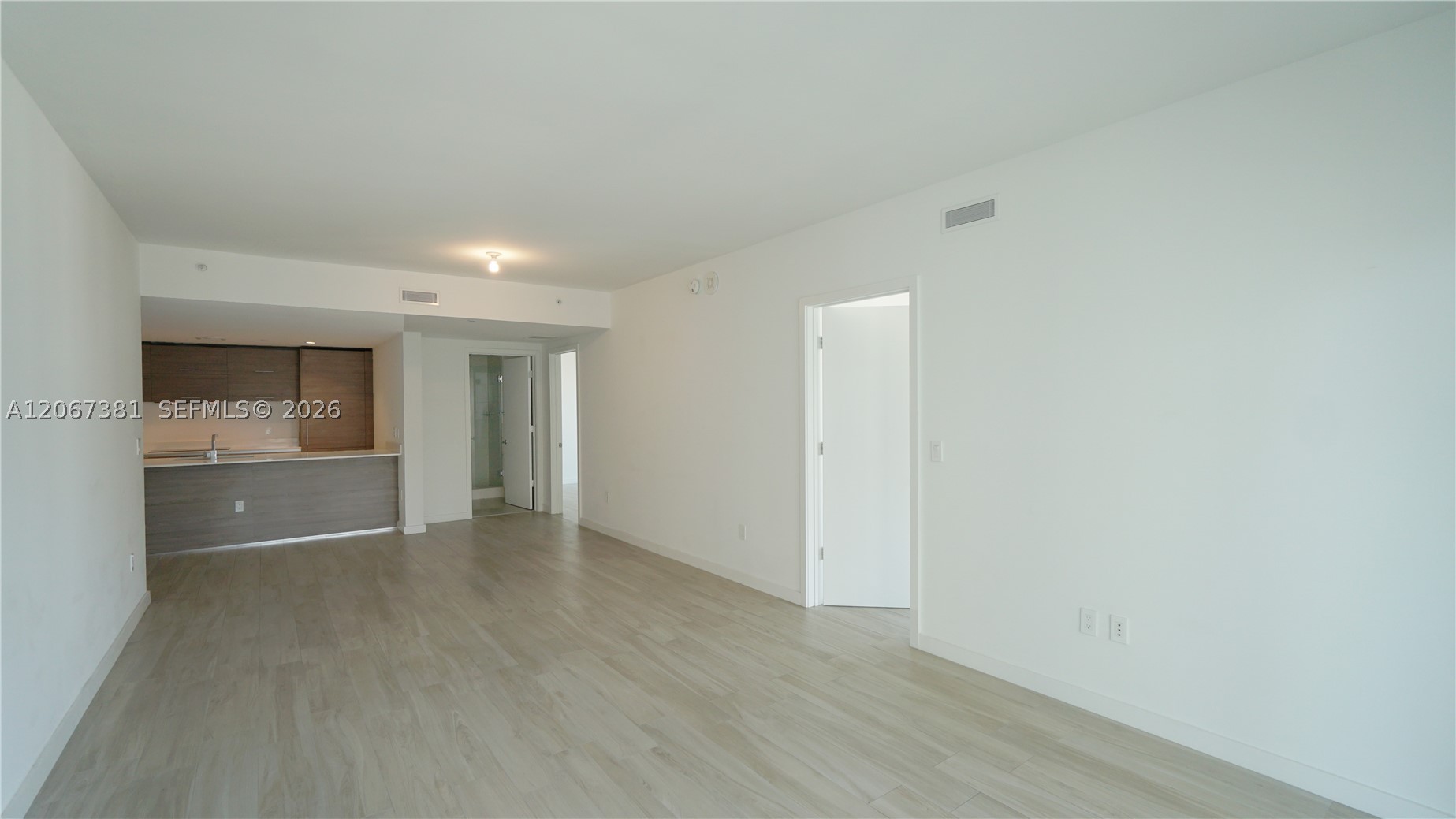 1300 S Miami Ave 2610 Property Photo 6